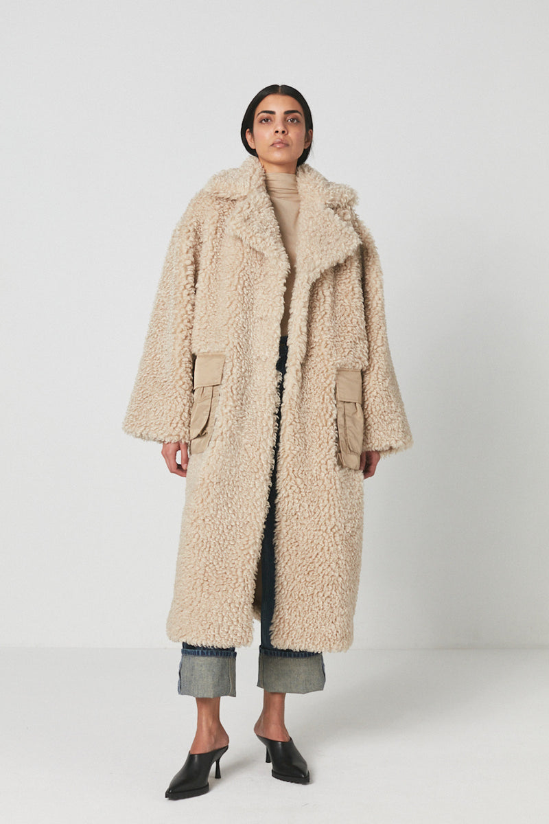 Beryl - Curly fur coat I Natural    2 - Rabens Saloner