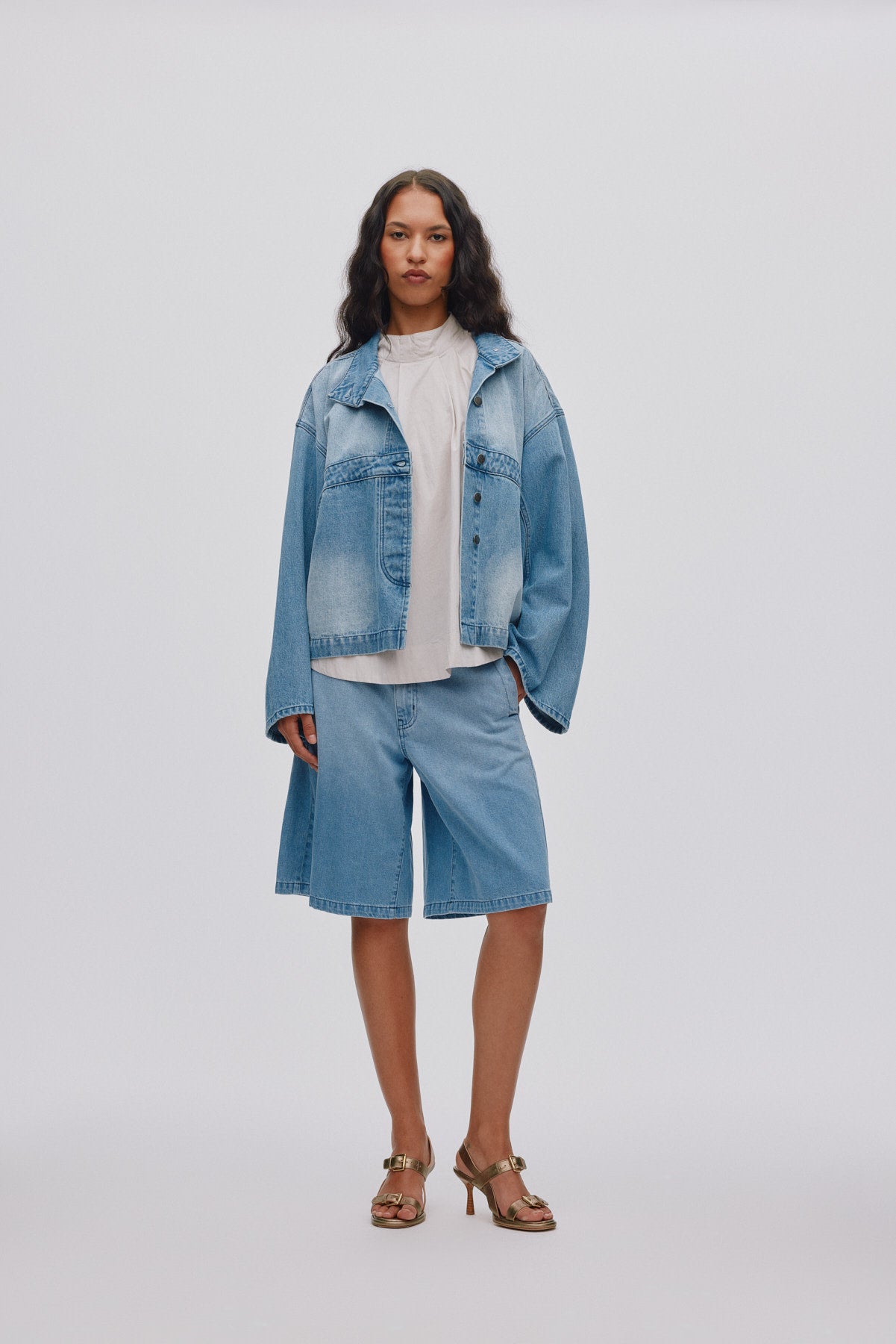 Donela - Denim jacket I Light washed denim