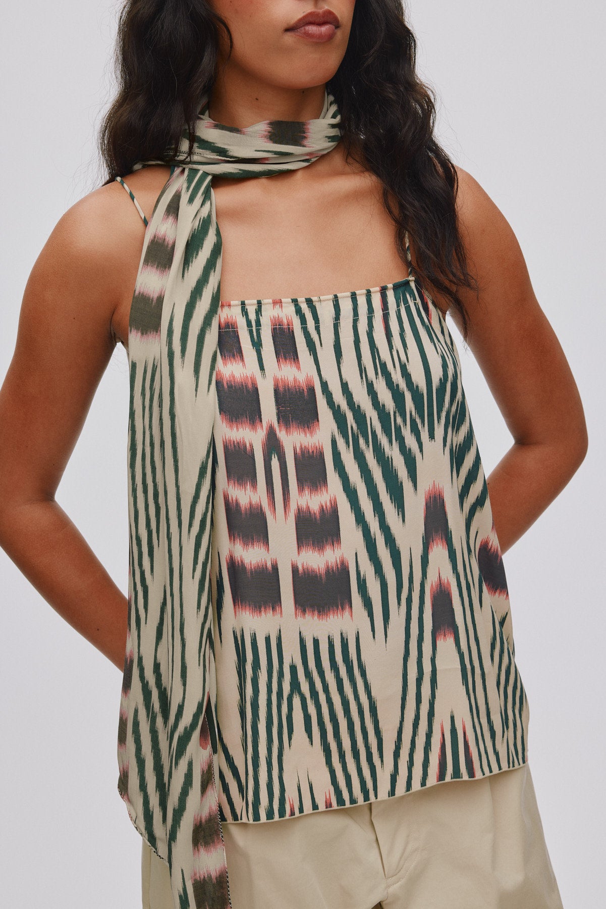 Tatiana - Ikat tie scarf I Forest pink sand 2 - Rabens Saloner