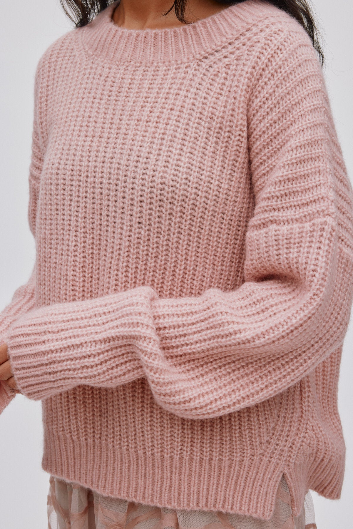Hifa - Open knit cosy sweater I Pale pink 4 - Rabens Saloner