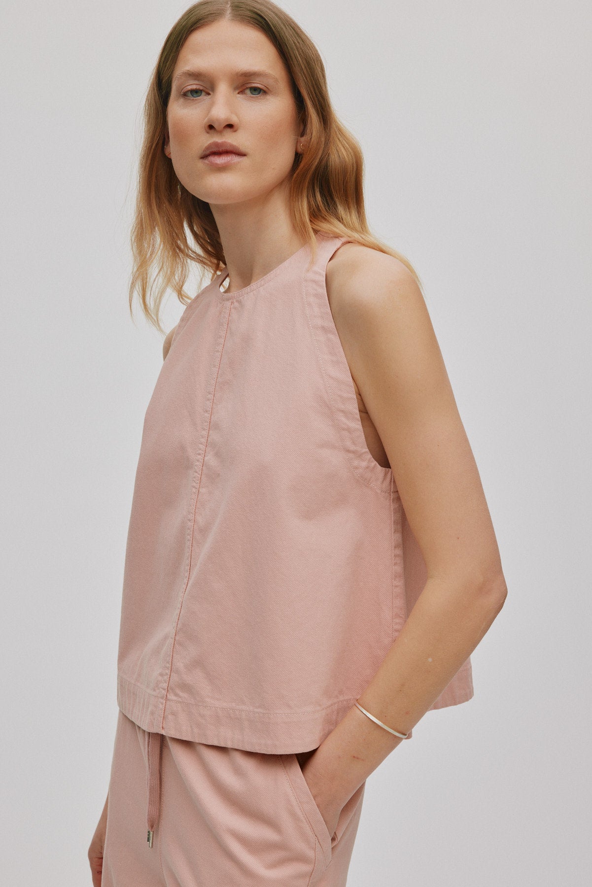 Kaley - Texture canvas halter top I Soft rose 2 - Rabens Saloner