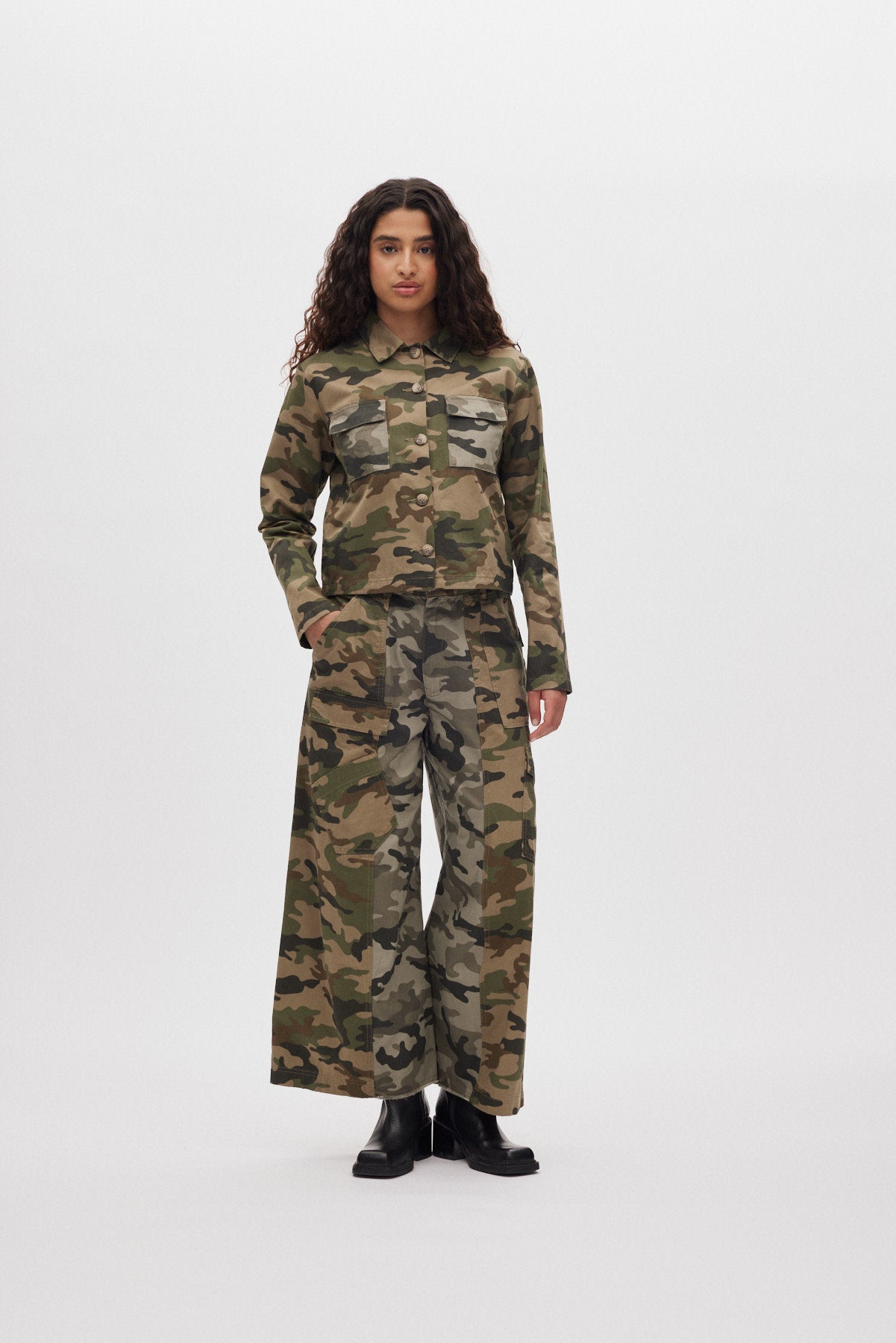 Aleksandra - Camo patchwork jacket I Camo combo 2 - Rabens Saloner