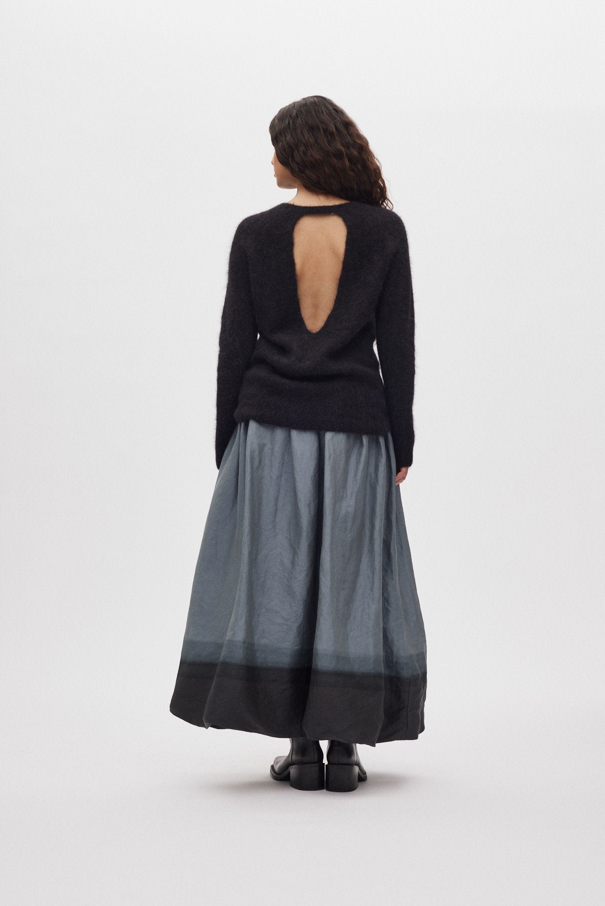 Almas - Horizon full skirt I Grey/black 3 - Rabens Saloner