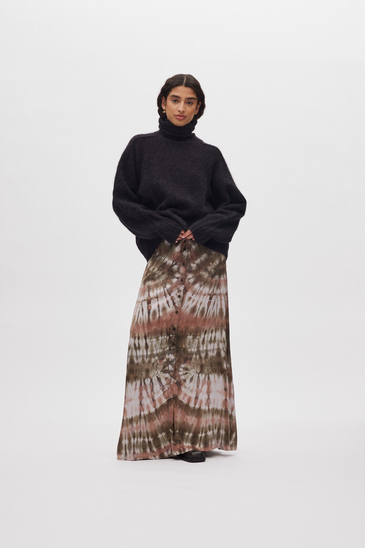 Mabeka - Fluffy knit funnel-neck sweater I Black Black XS/S 1 - Rabens Saloner