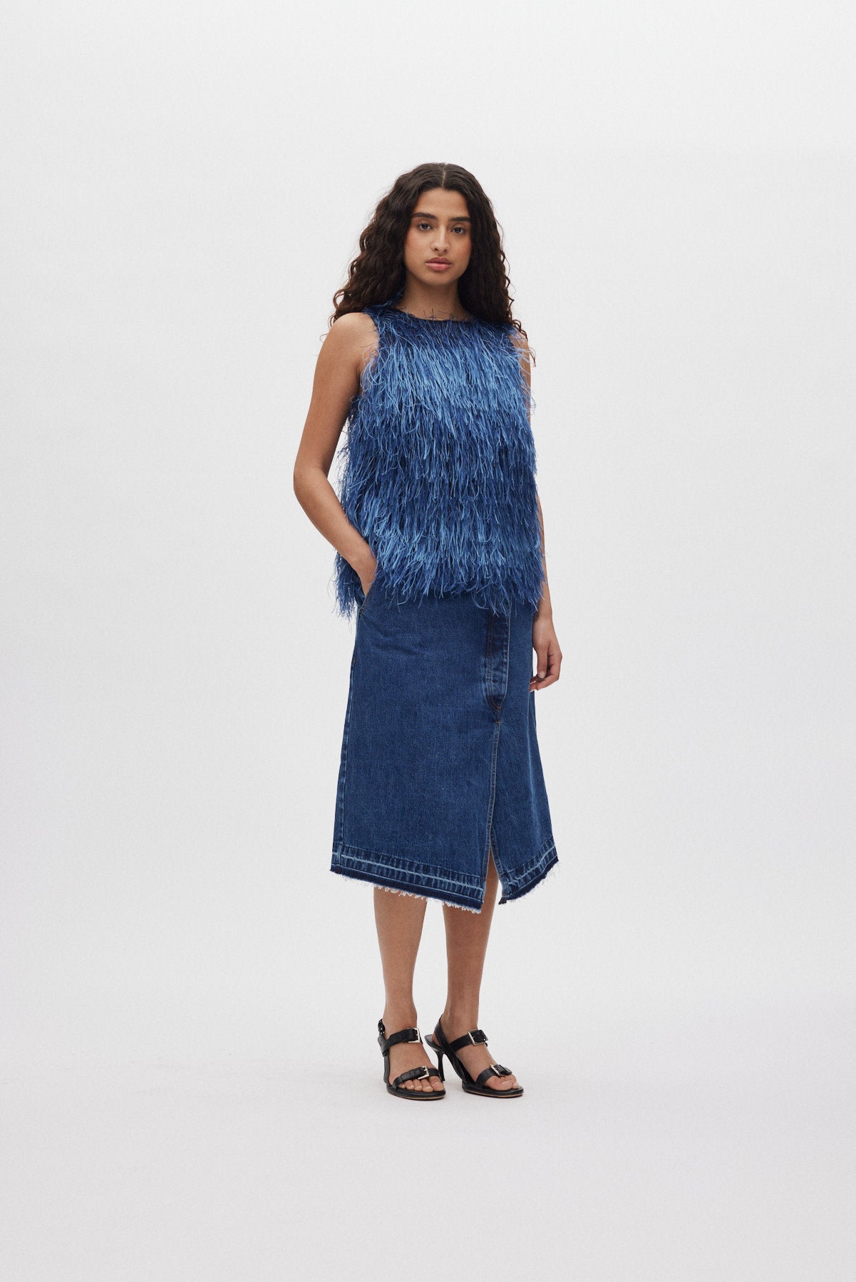 Piper - Plume tank top I PRE-ORDER I Navy 2 - Rabens Saloner