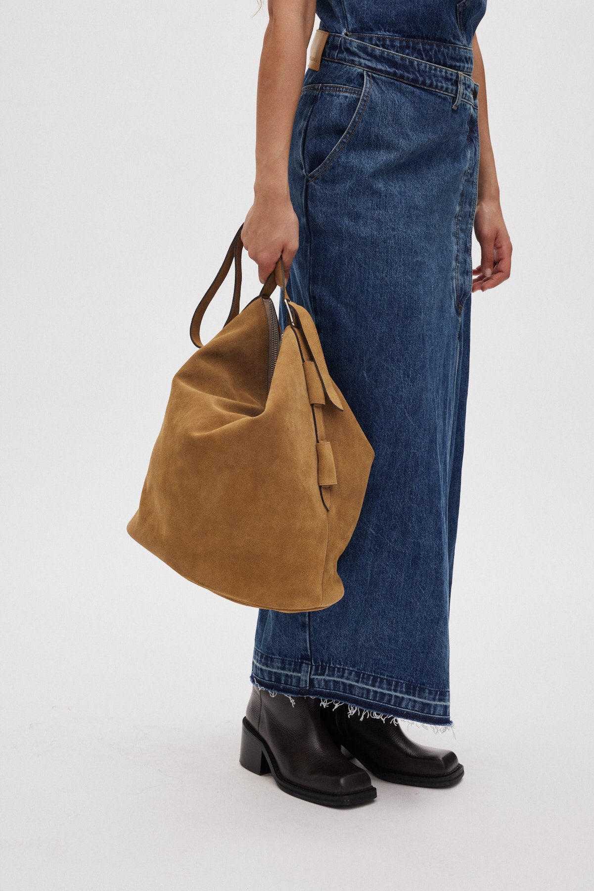 Shamika - Heavy suede shoulder bag I Whiskey 2 - Rabens Saloner