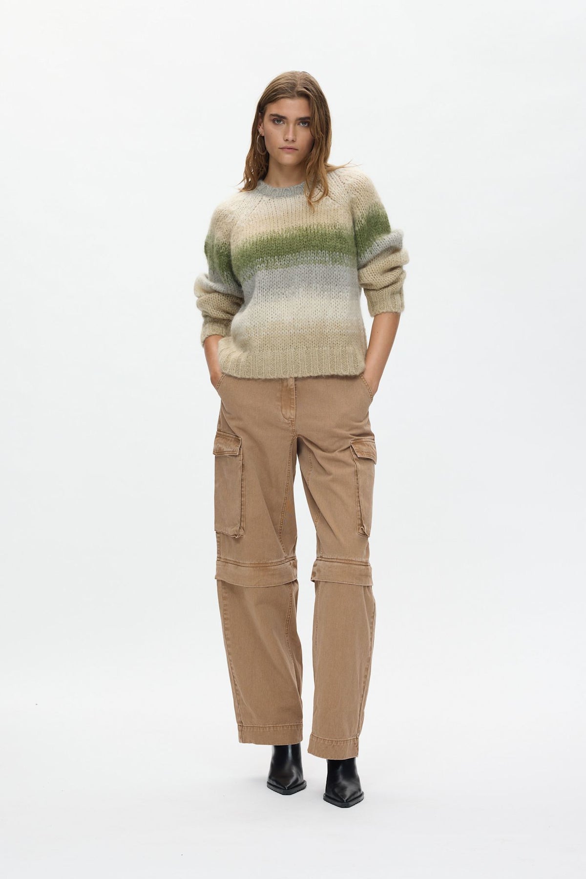 Jasmin - Blurred yarn boxy sweater I Light camel combo 1 - Rabens Saloner