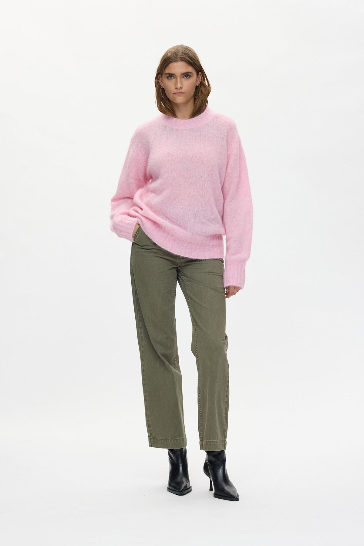 Divna - Superlight knit crew sweater I Rose 1 - Rabens Saloner