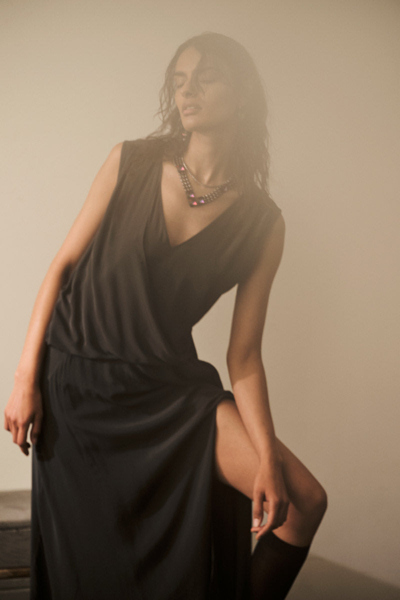 Ellemi - Matte drape dress I Pirate black 4 - Rabens Saloner