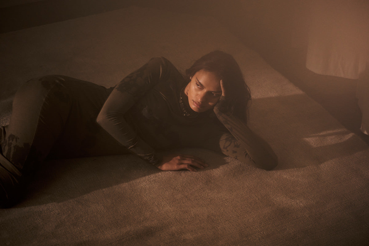 Lykka - Cosmic long jersey dress I Timber combo 4 - Rabens Saloner