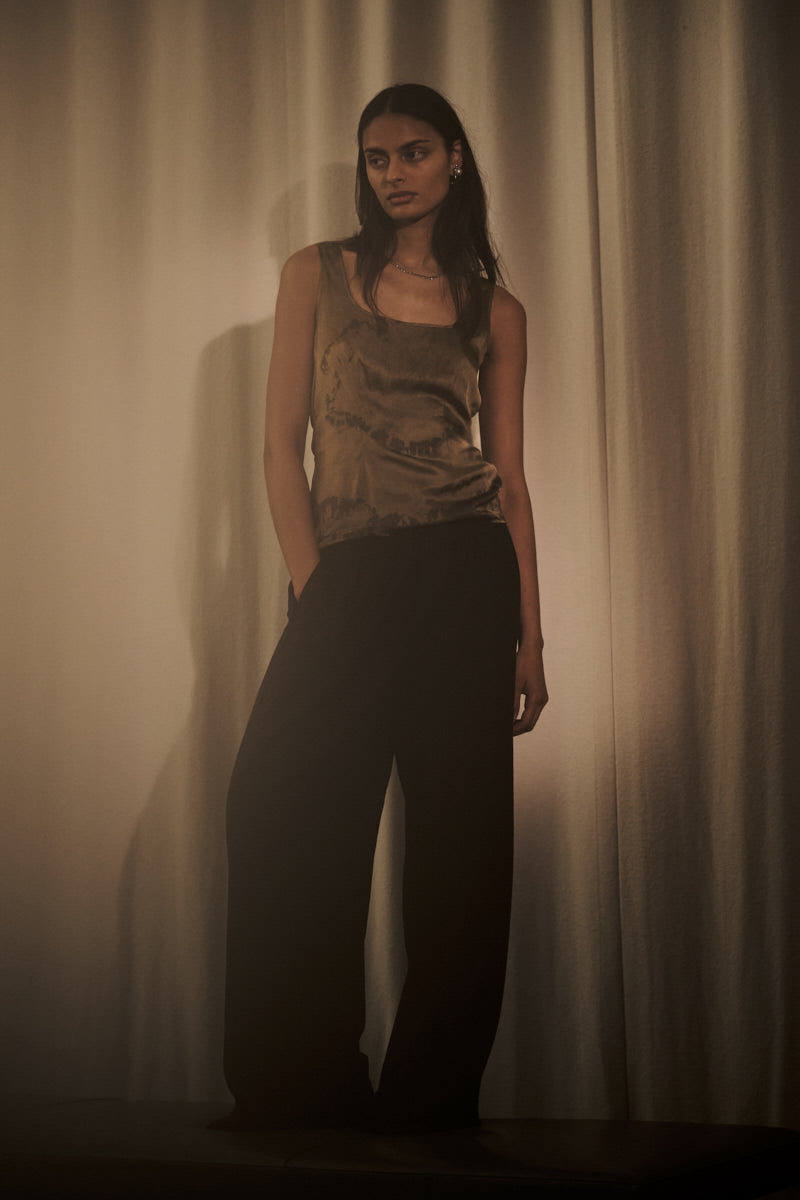 Everdeen - Drapy tailoring relaxed pants I Midnight 9 - Rabens Saloner