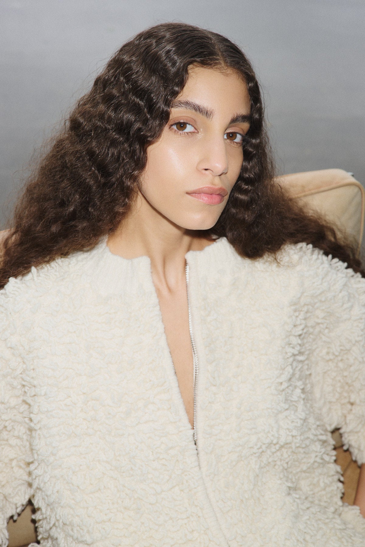 Alice - Shaggy lam knit cardigan I Off white 11 - Rabens Saloner