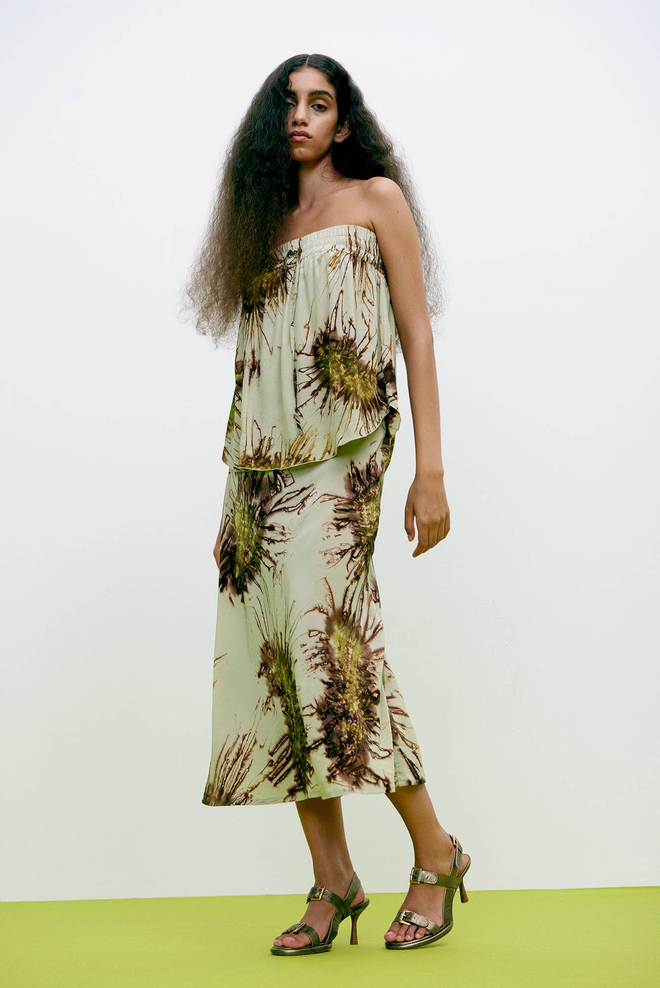 Paris - Sea urchin top I Chartreuse combo 1 - Rabens Saloner