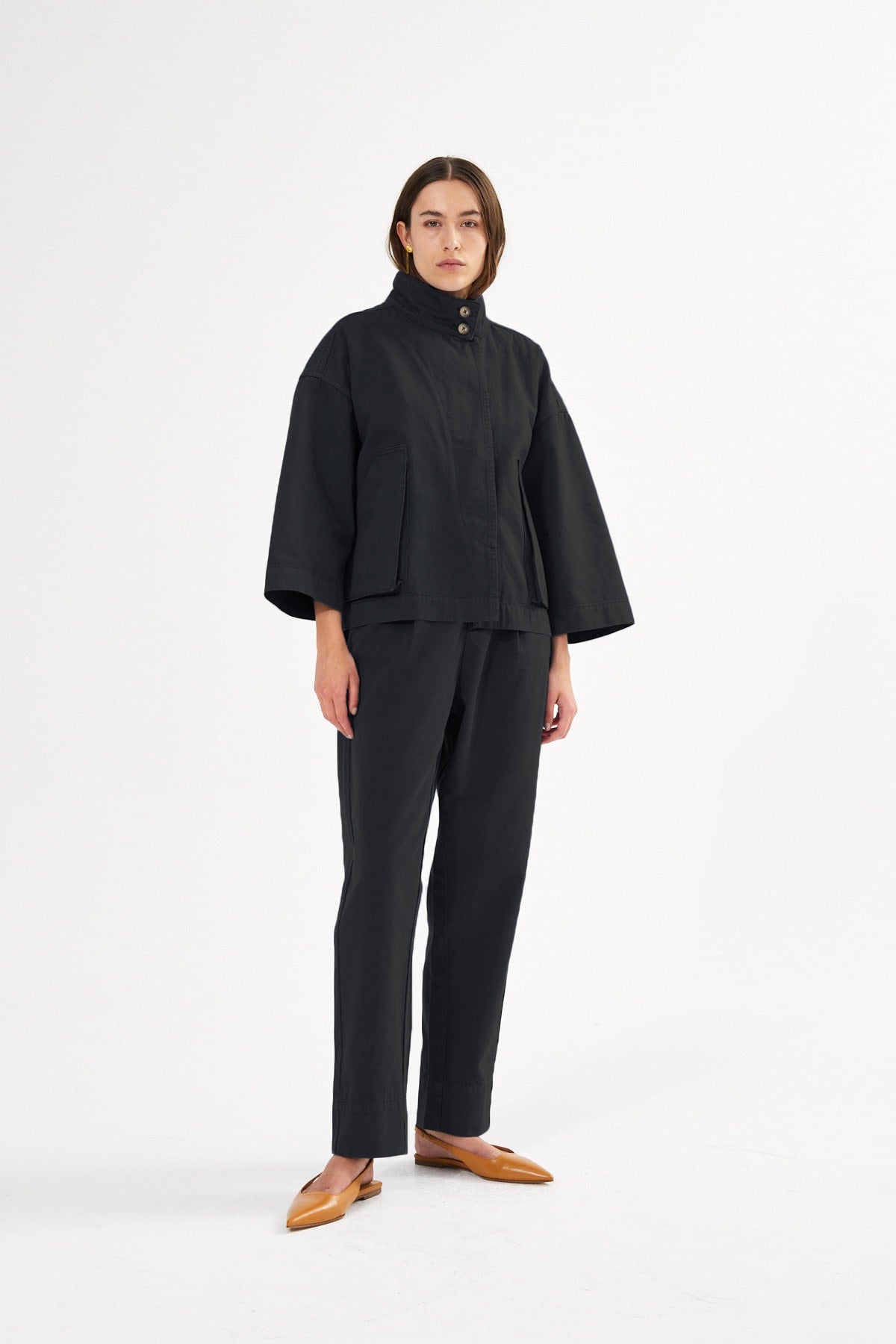 Raina - Canvas light pleat pant I Faded Black 2 - Rabens Saloner