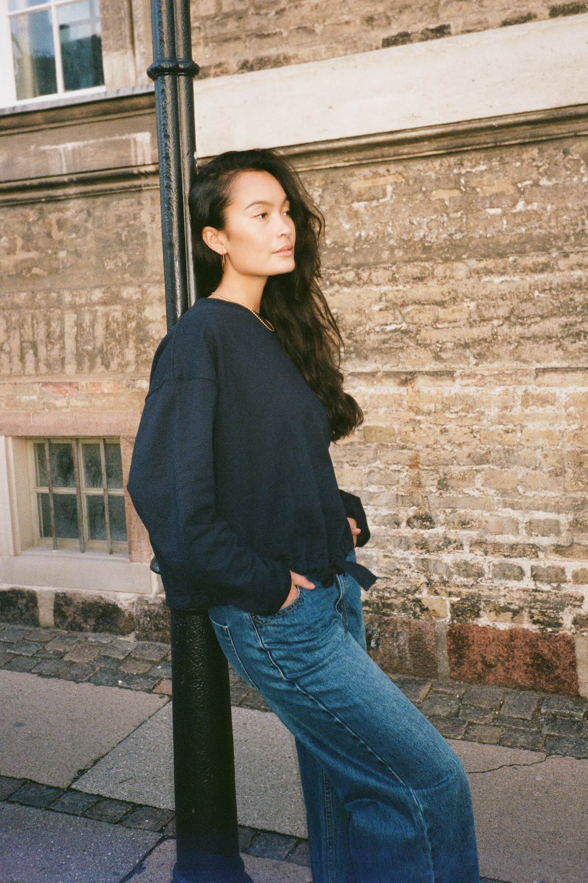 Sheela - Sweat drawstring top I Navy 2 - Rabens Saloner