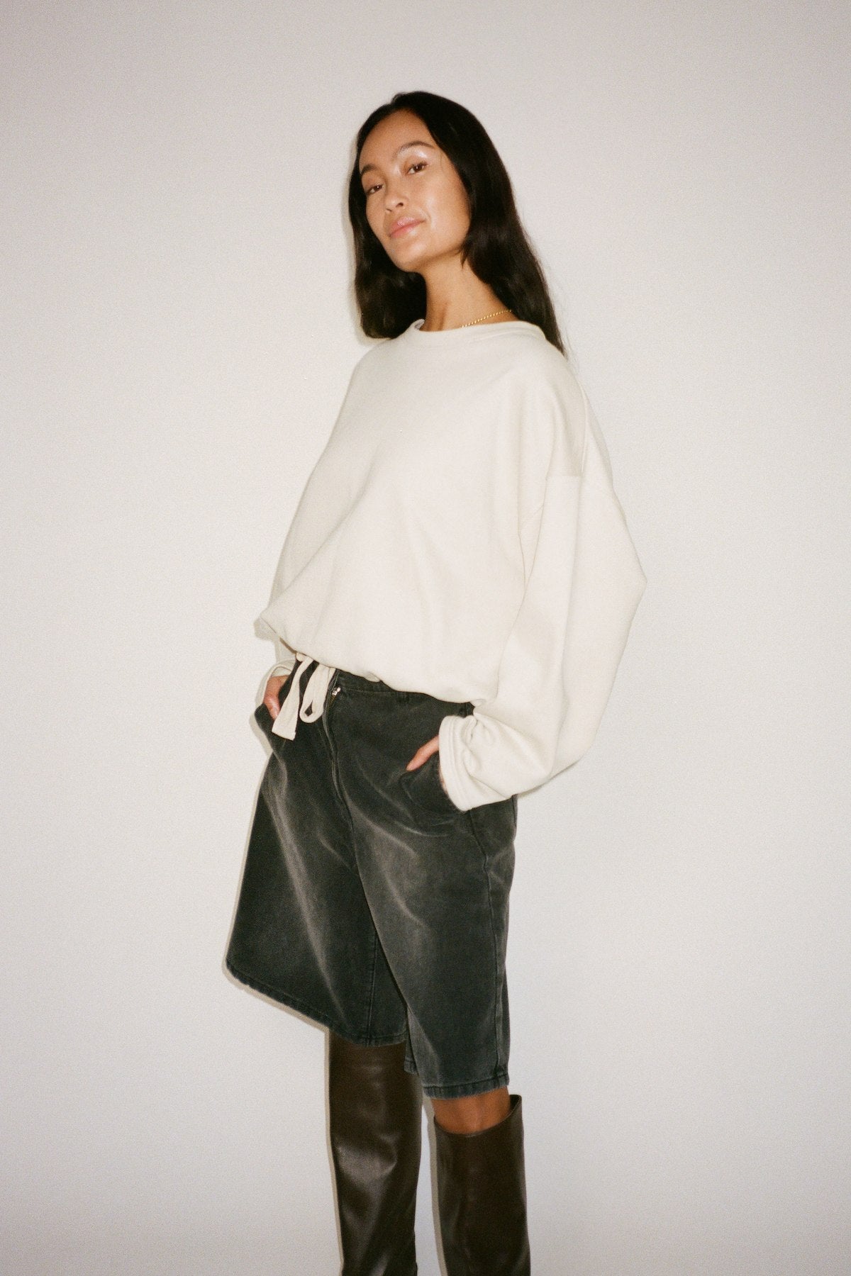 Sheela - Sweat drawstring top I Oyster 6 - Rabens Saloner