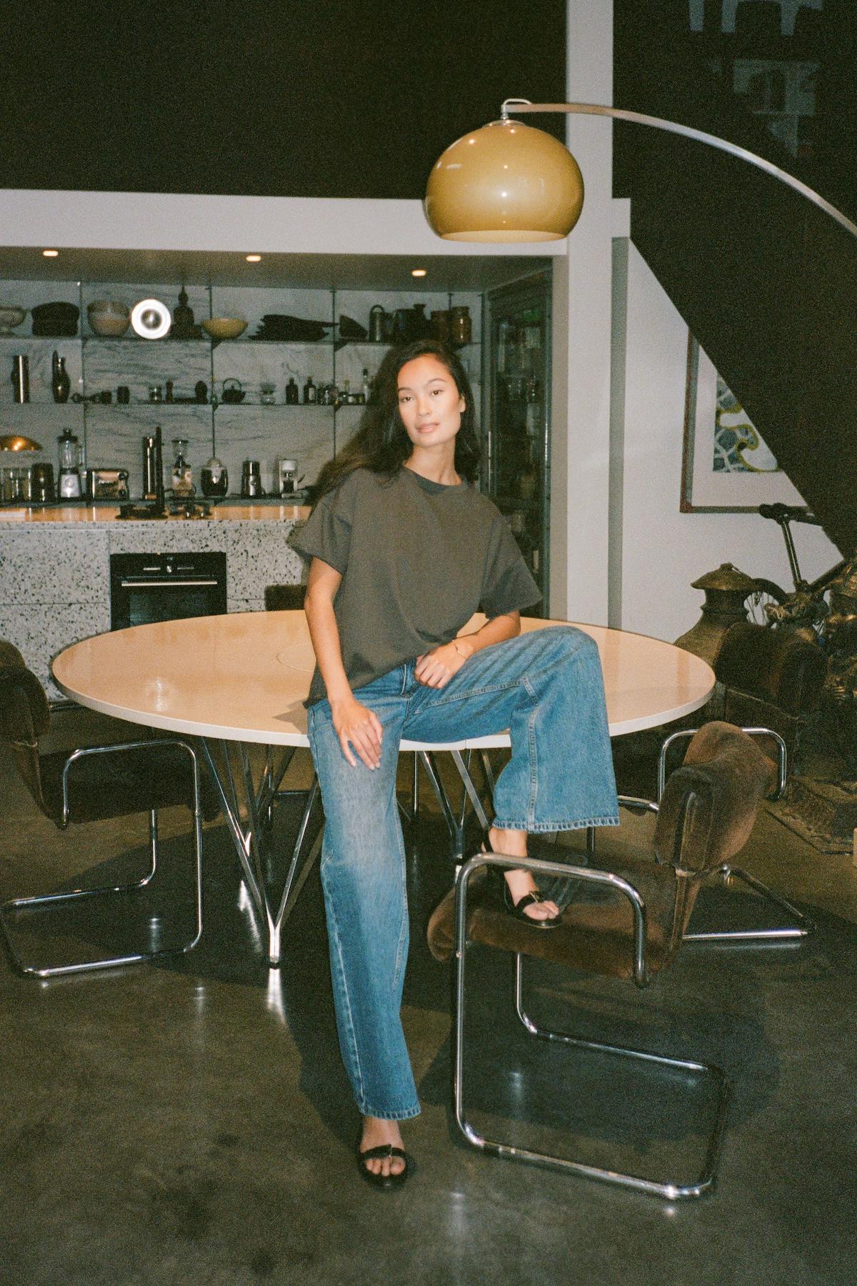 Margot - Light stretch cropped t-shirt I Faded black 1 - Rabens Saloner