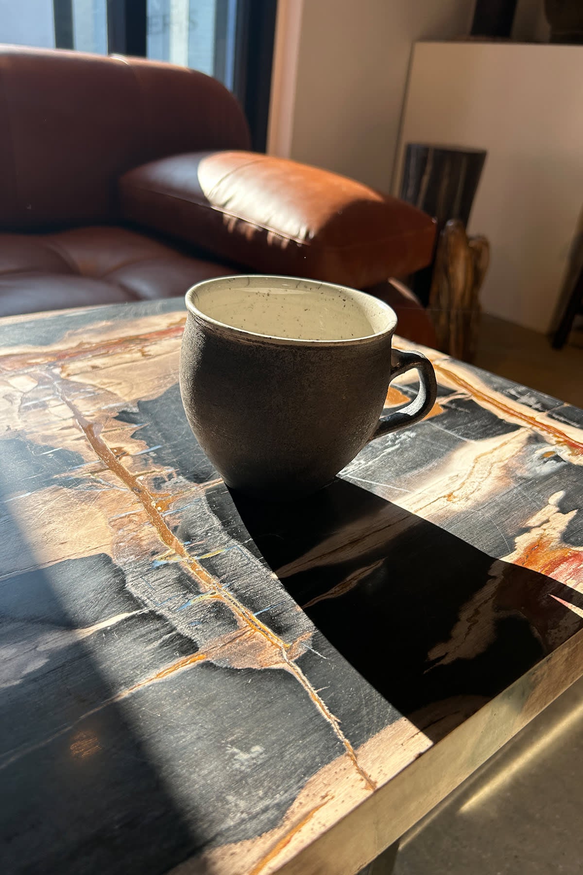 Handmade ceramic tea cup - Visby Ceramics I Dark Grey 2 - Rabens Saloner