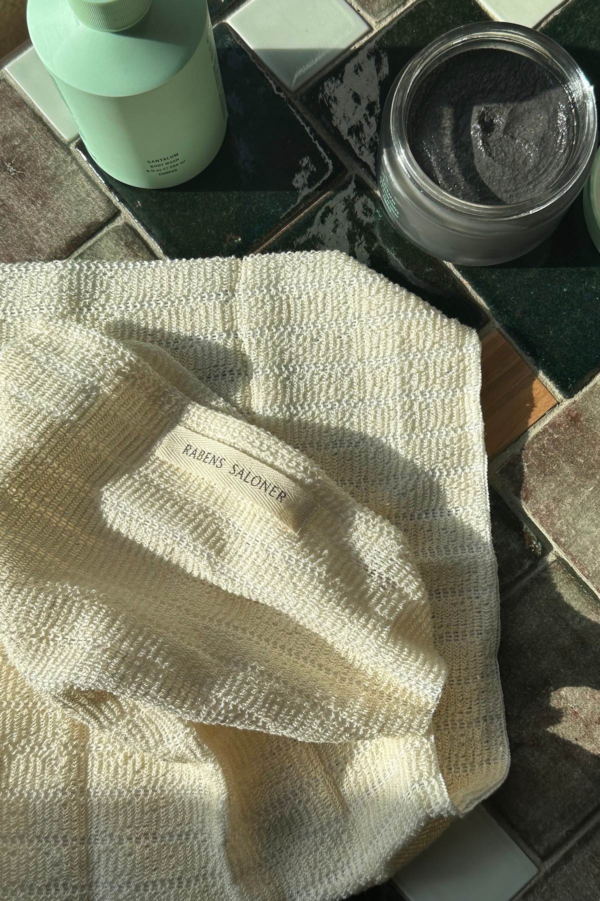 Exfoliating towel - Exfoliating towel I Creme 5 - Rabens Saloner