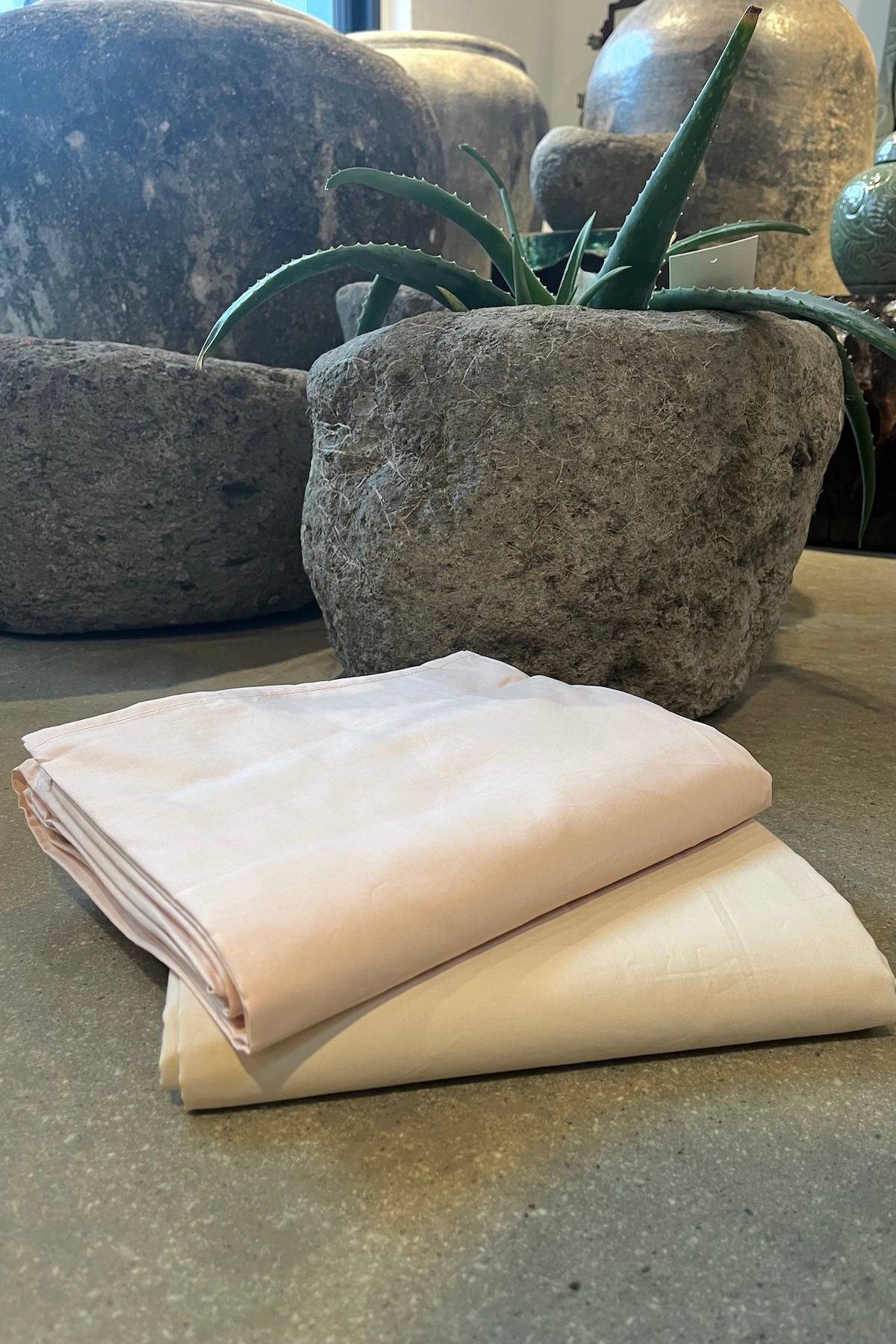 Solid Sheet - Solid sheet 260x260 cm I Ivory 2 - Rabens Saloner