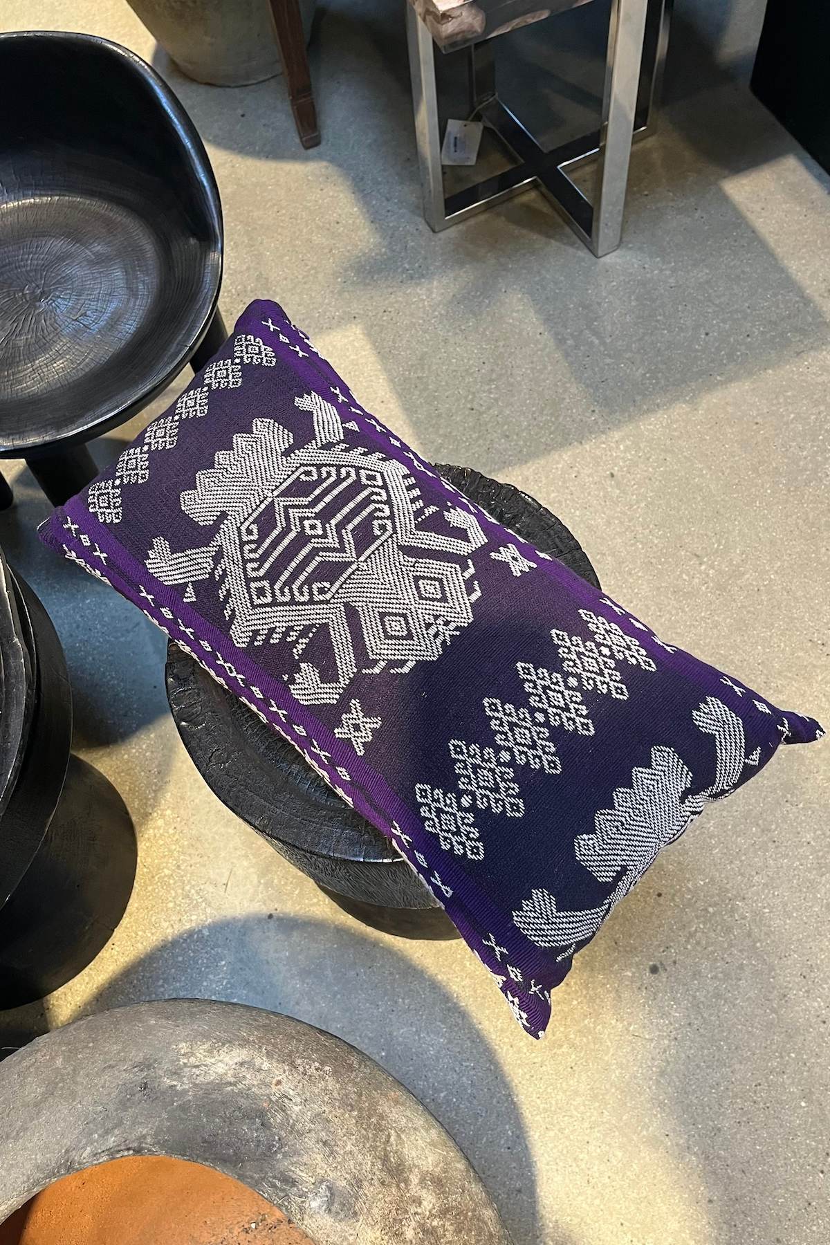 Handmade pattern pillow - Pillow 55x25 cm I Purple Combo 2 - Rabens Saloner