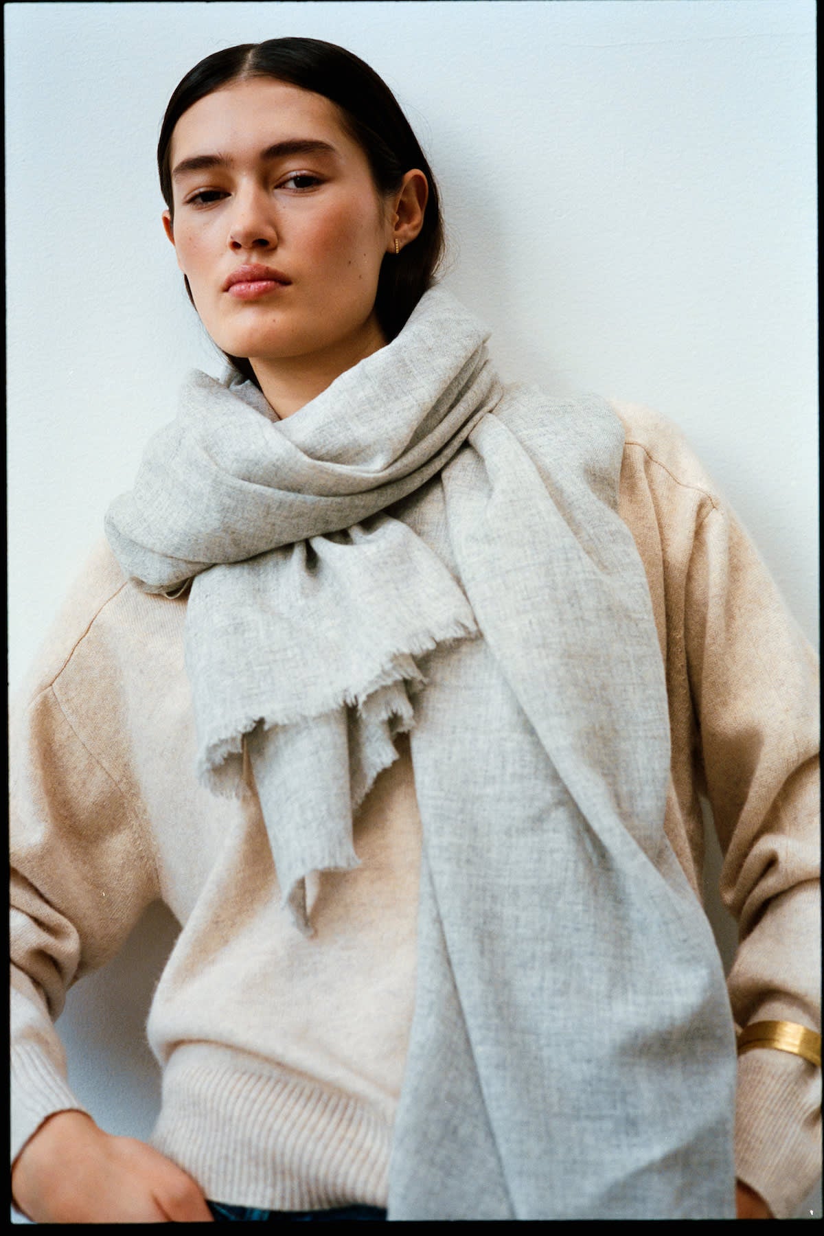 Caroliva - Wool cash scarf I Light grey melange 2 - Rabens Saloner