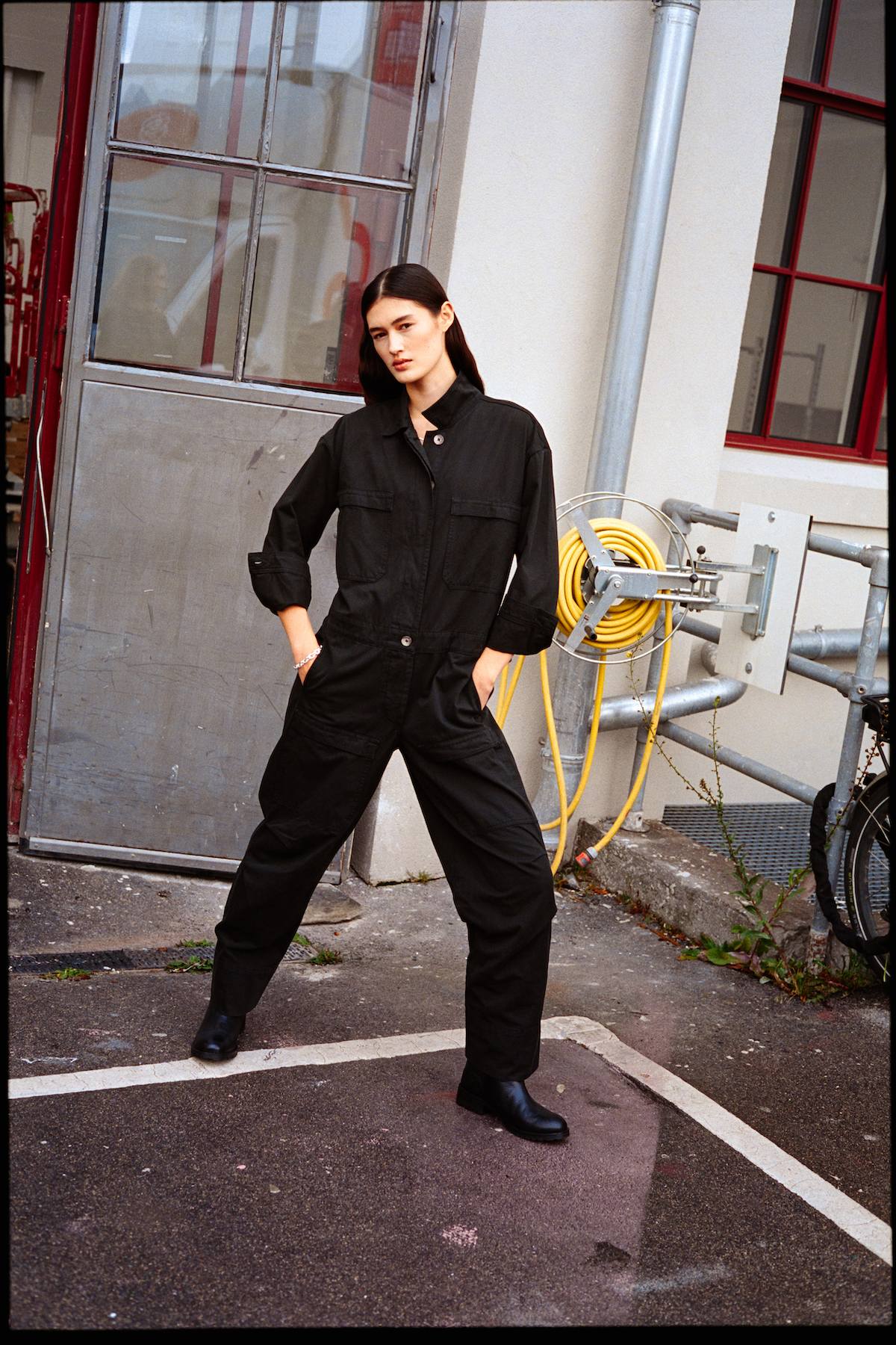 Jozette - Canvas light jumpsuit I Faded black 3 - Rabens Saloner