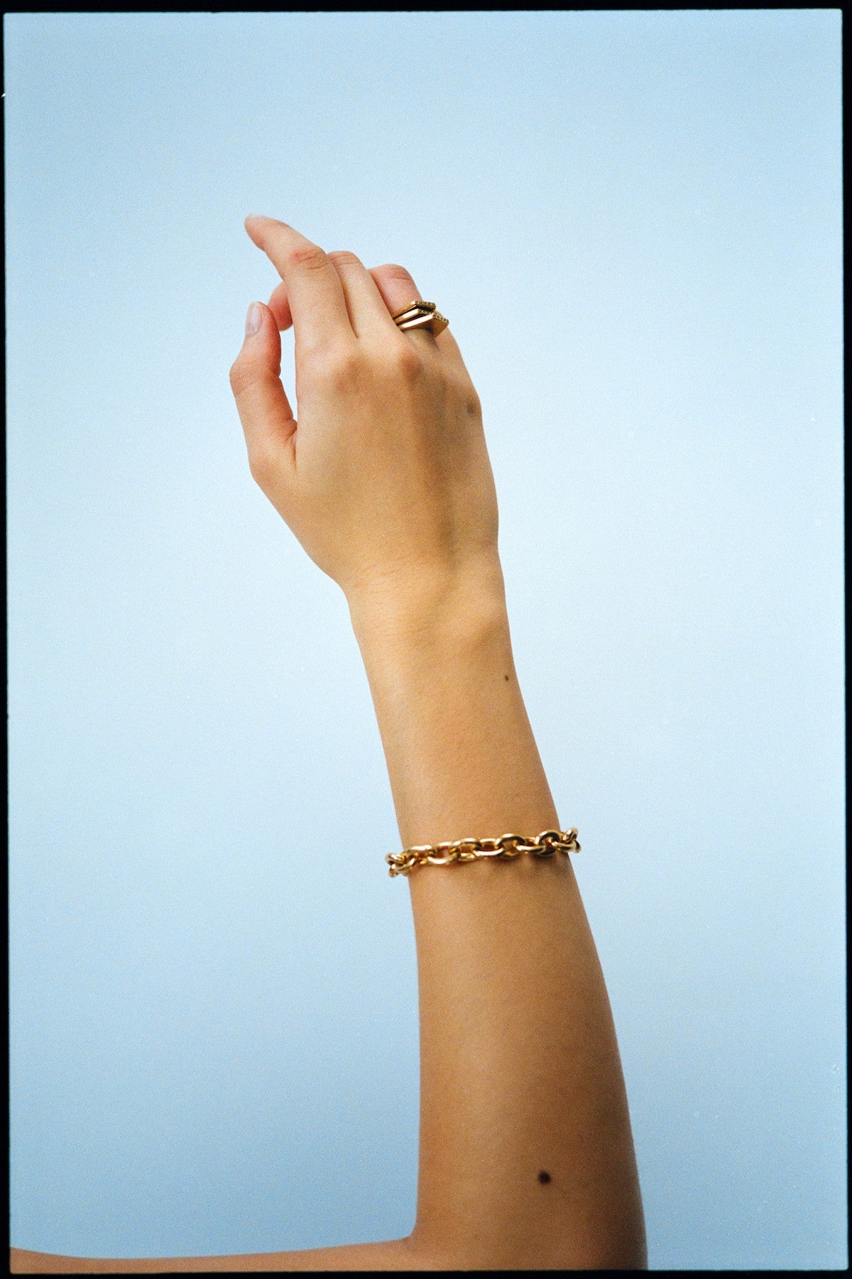 Diamond ring large - Rabens Momento I Gold w/ Champagne diamond 4 - Rabens Saloner