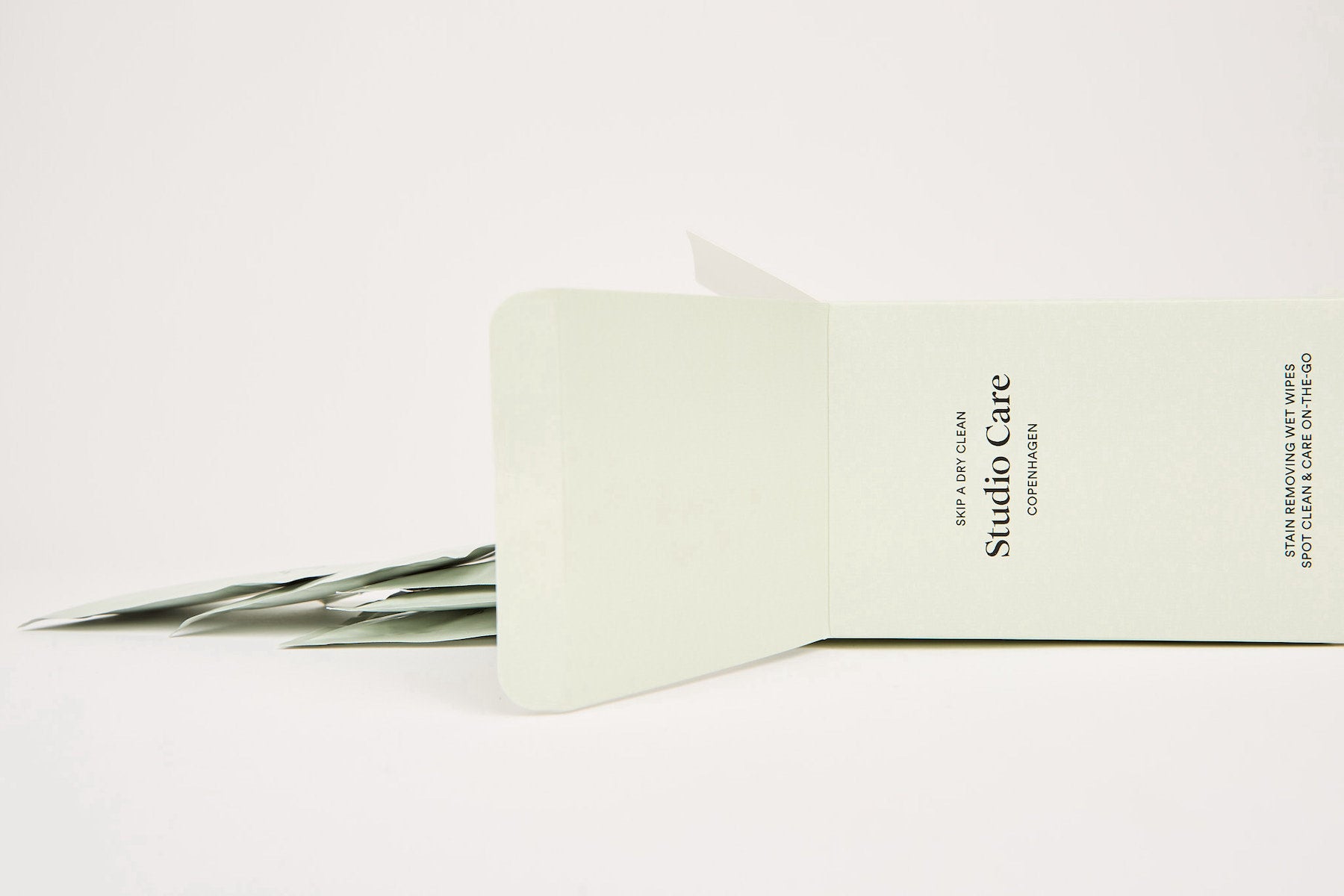 Stain Removing Wet Wipes - Studio Care Copenhagen I Pastel Green 2 - Rabens Saloner