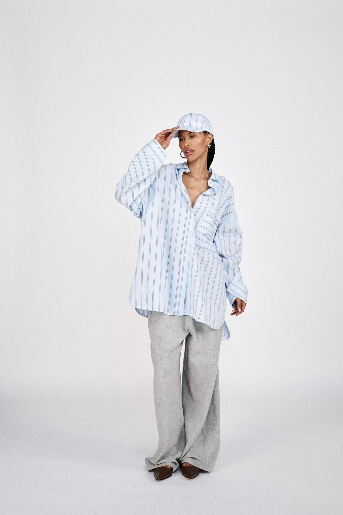 Bobbies - Reverse stripe oversized shirt I Blue pyjama stripe 4 - Rabens Saloner