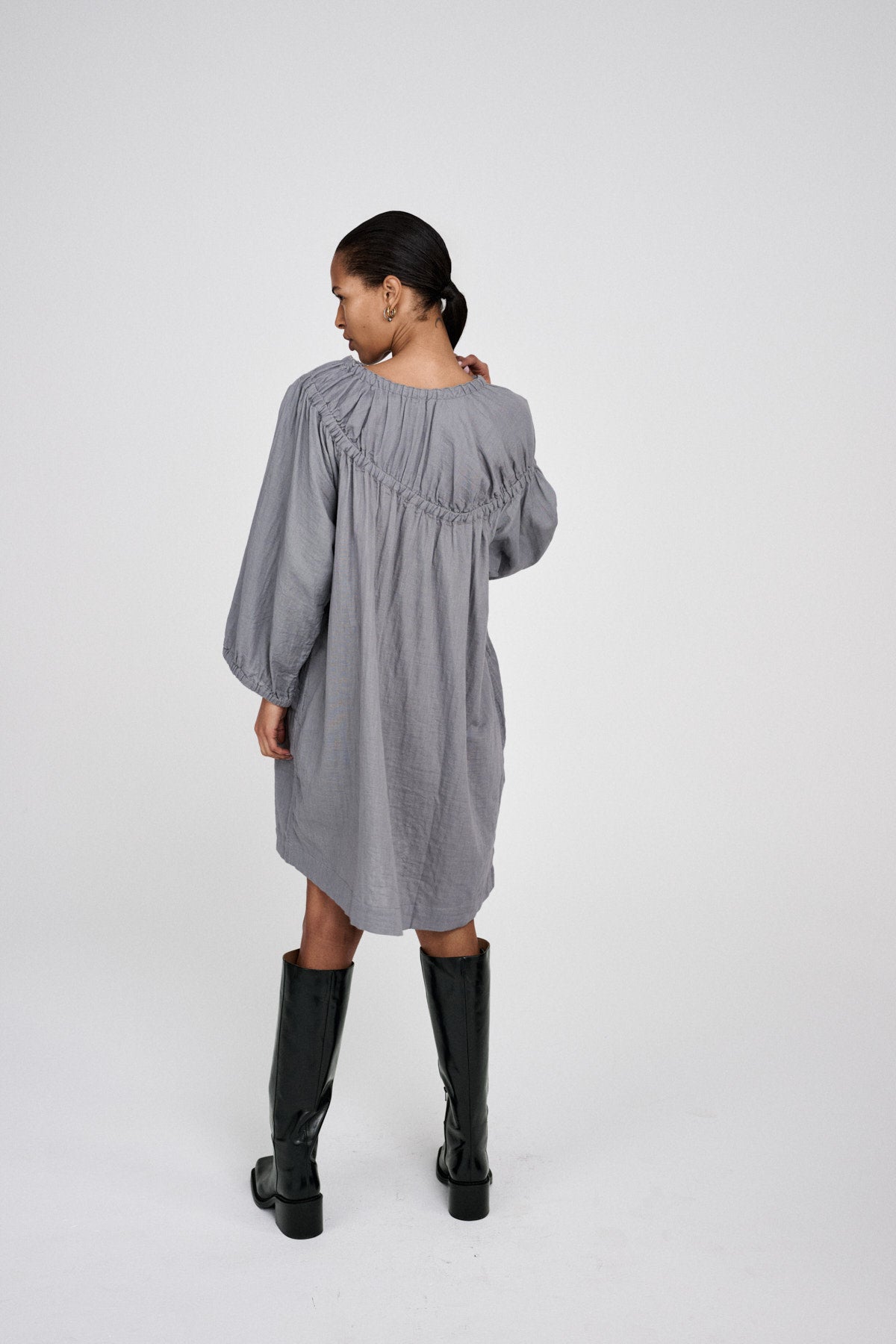 Mae - Cotton dbl elasticated dress I Grey mist 2 - Rabens Saloner