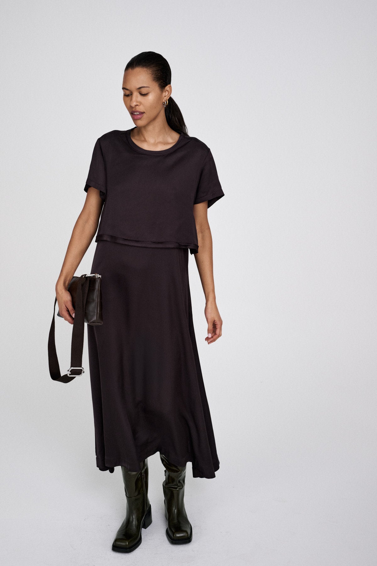 Nat - Lush t-shirt dress I After dark 1 - Rabens Saloner