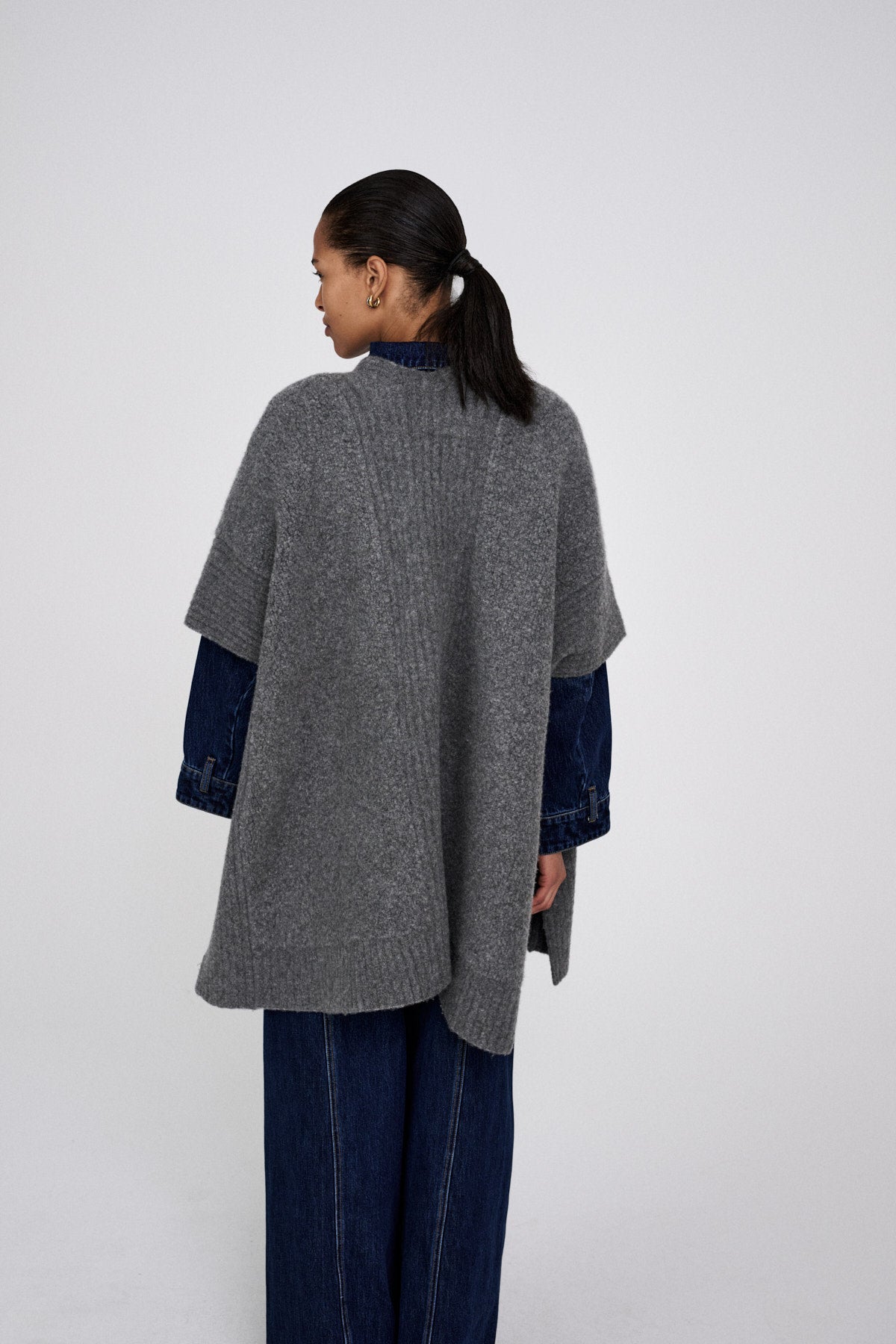Dorris - Sheep knit cape I Dark brown 5 - Rabens Saloner
