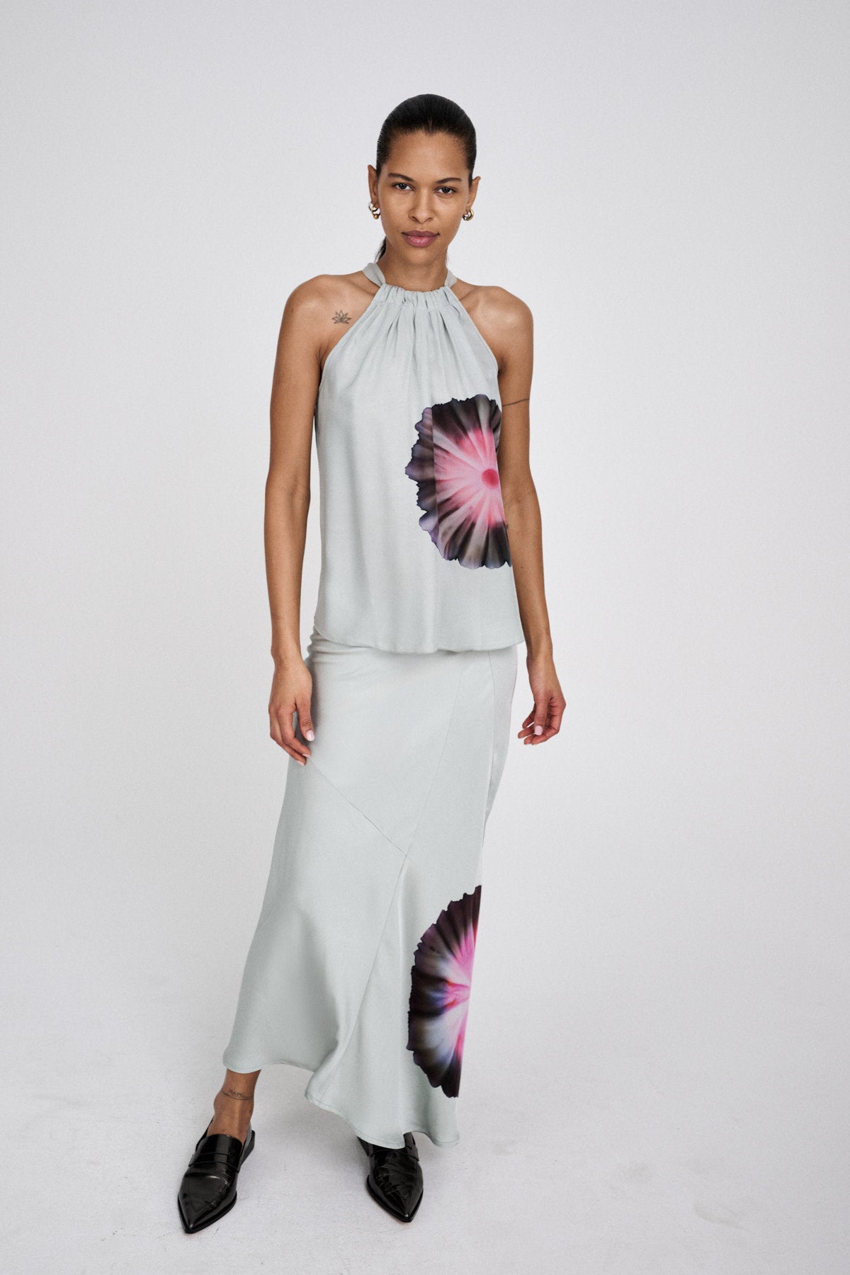 Anemone - Bloom insert skirt I Aluminium combo 1 - Rabens Saloner