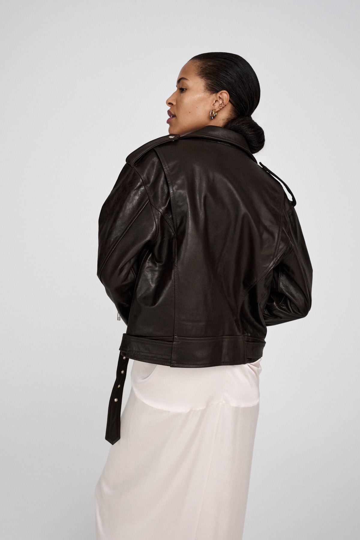 Davine - Leather biker jacket I Coffee 4 - Rabens Saloner