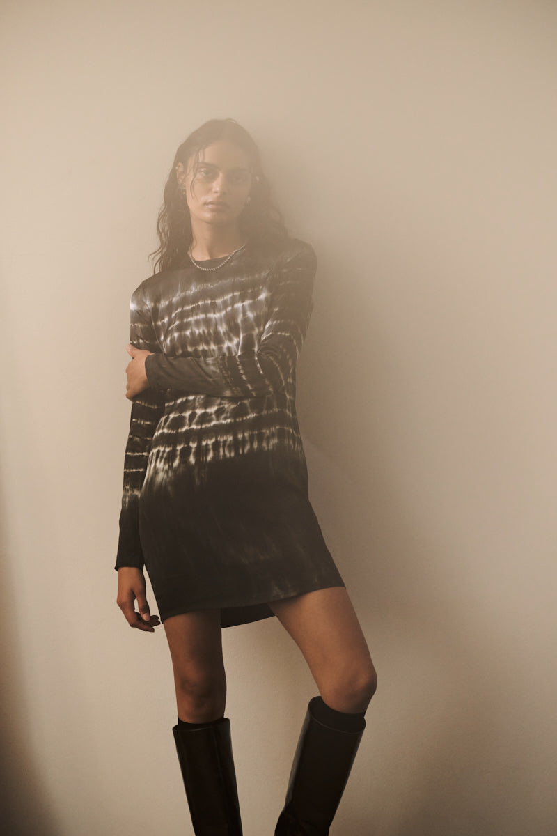 Agna - Frequency short tube dress I Caviar combo 3 - Rabens Saloner