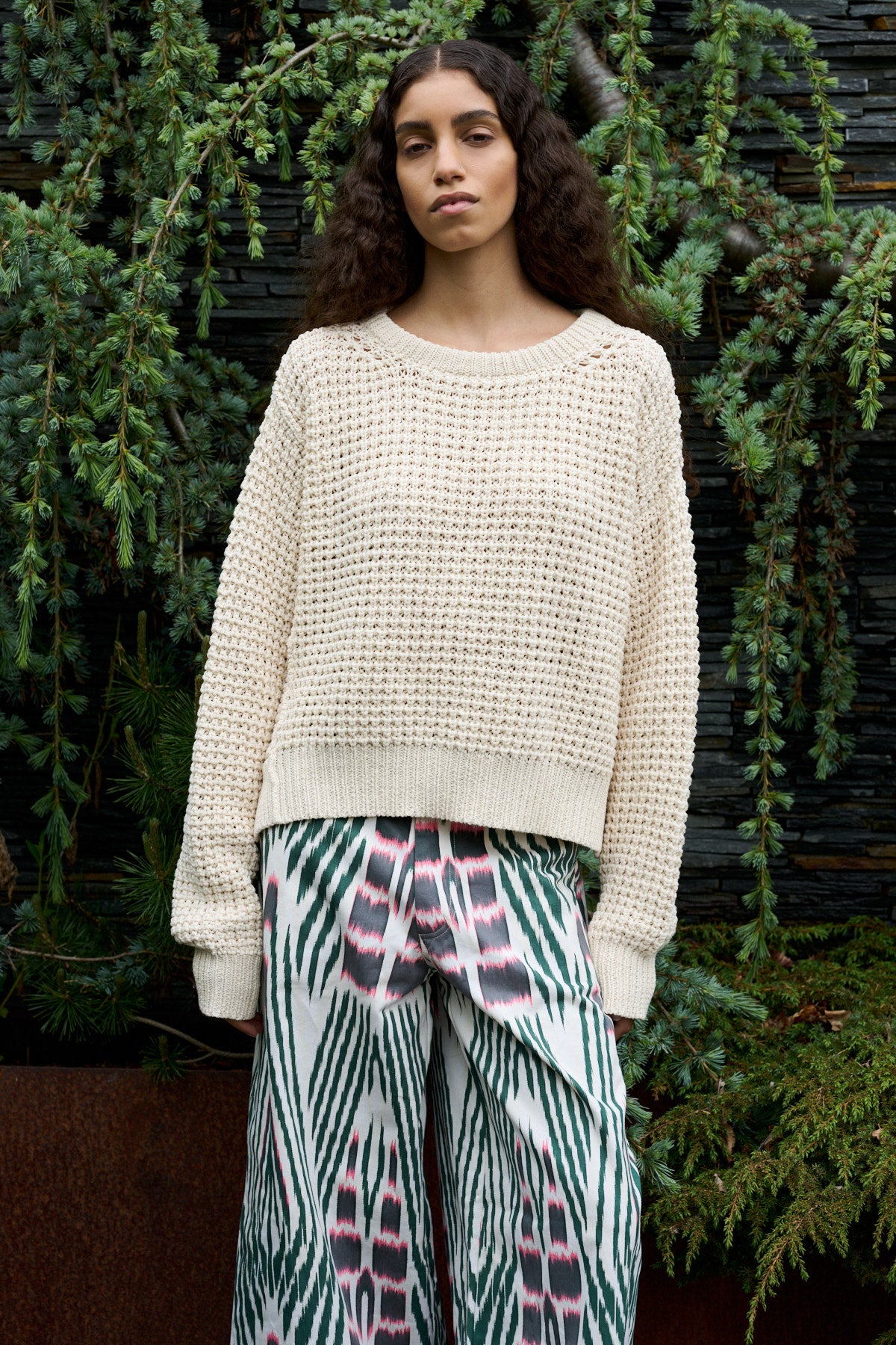 Amari - Ikat combat crop pants I Forest pink sand 10 - Rabens Saloner