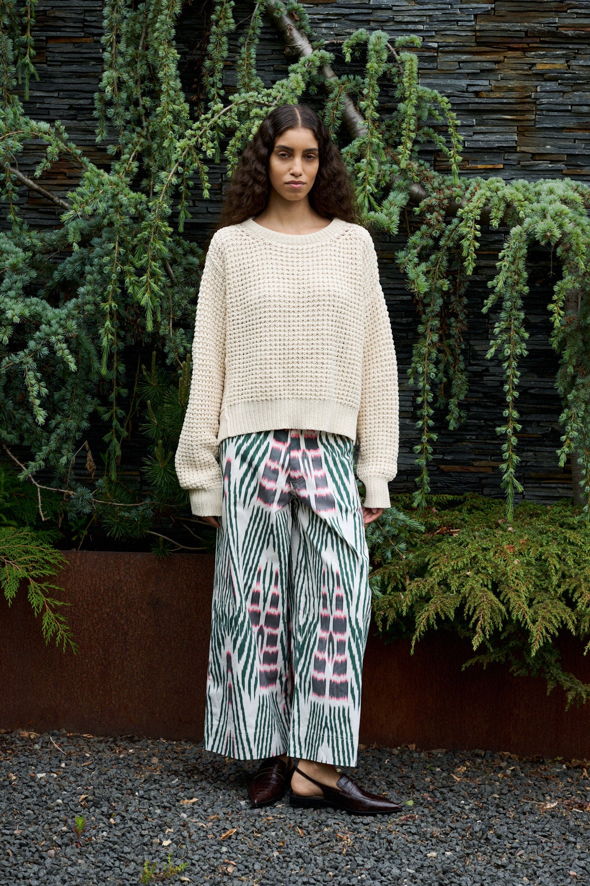 Amari - Ikat combat crop pants I Forest pink sand 9 - Rabens Saloner