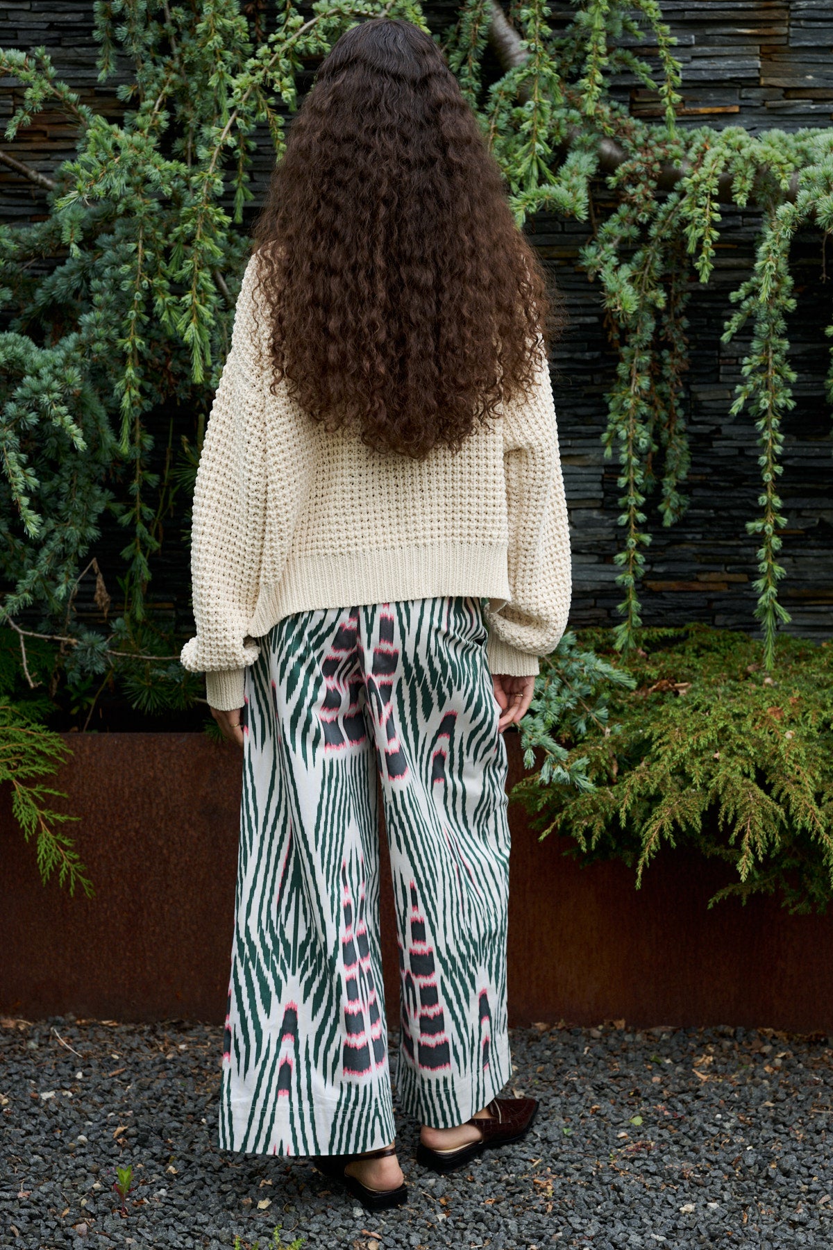 Amari - Ikat combat crop pants I Forest pink sand 11 - Rabens Saloner