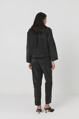 Viet - Glimmer crop shirt jacket I Black glimmer    2 - Rabens Saloner