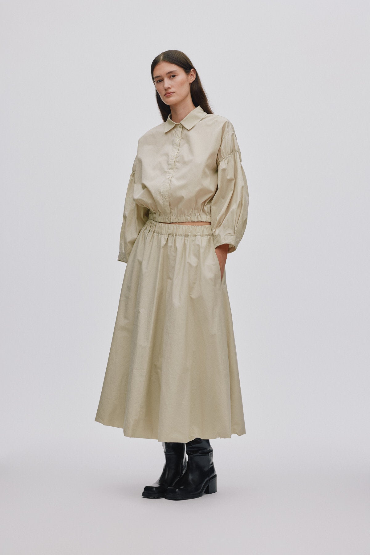 Poplin shirt box pleat sleeve - Veda I Pelican grey 1 - Rabens Saloner