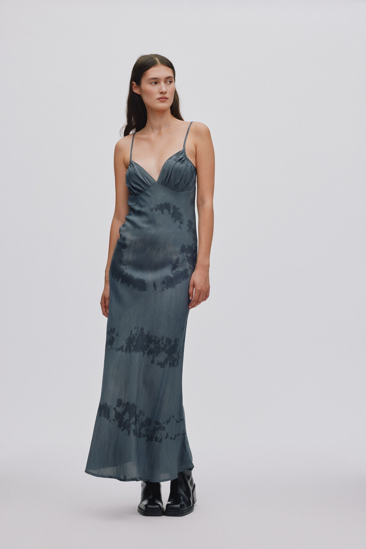 Cosmic ruched bust bias dress - Meluca I Anthracite combo