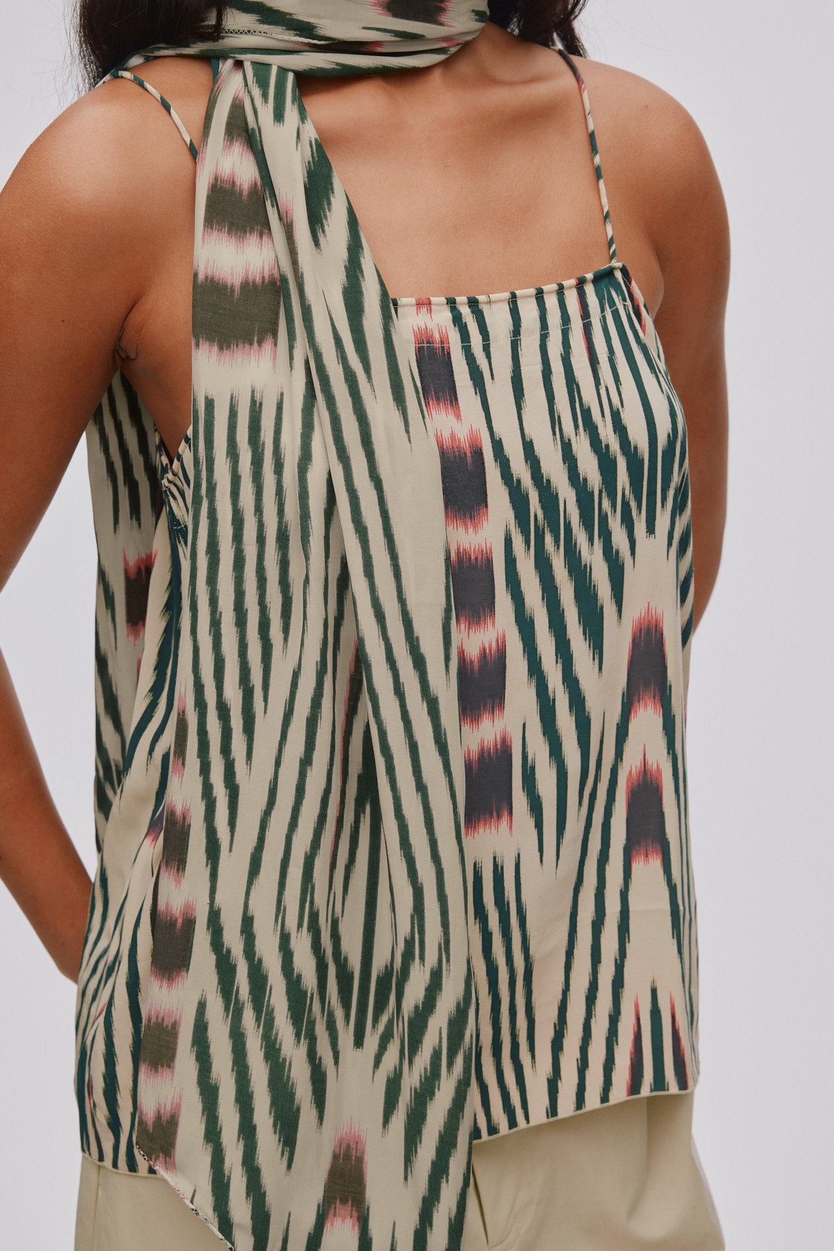 Tatiana - Ikat tie scarf I Forest pink sand 2 - Rabens Saloner