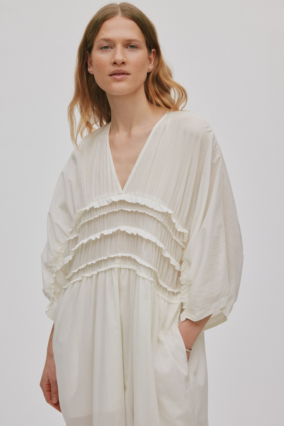 Ina - Voile frill gathered dress I Chalk 2 - Rabens Saloner