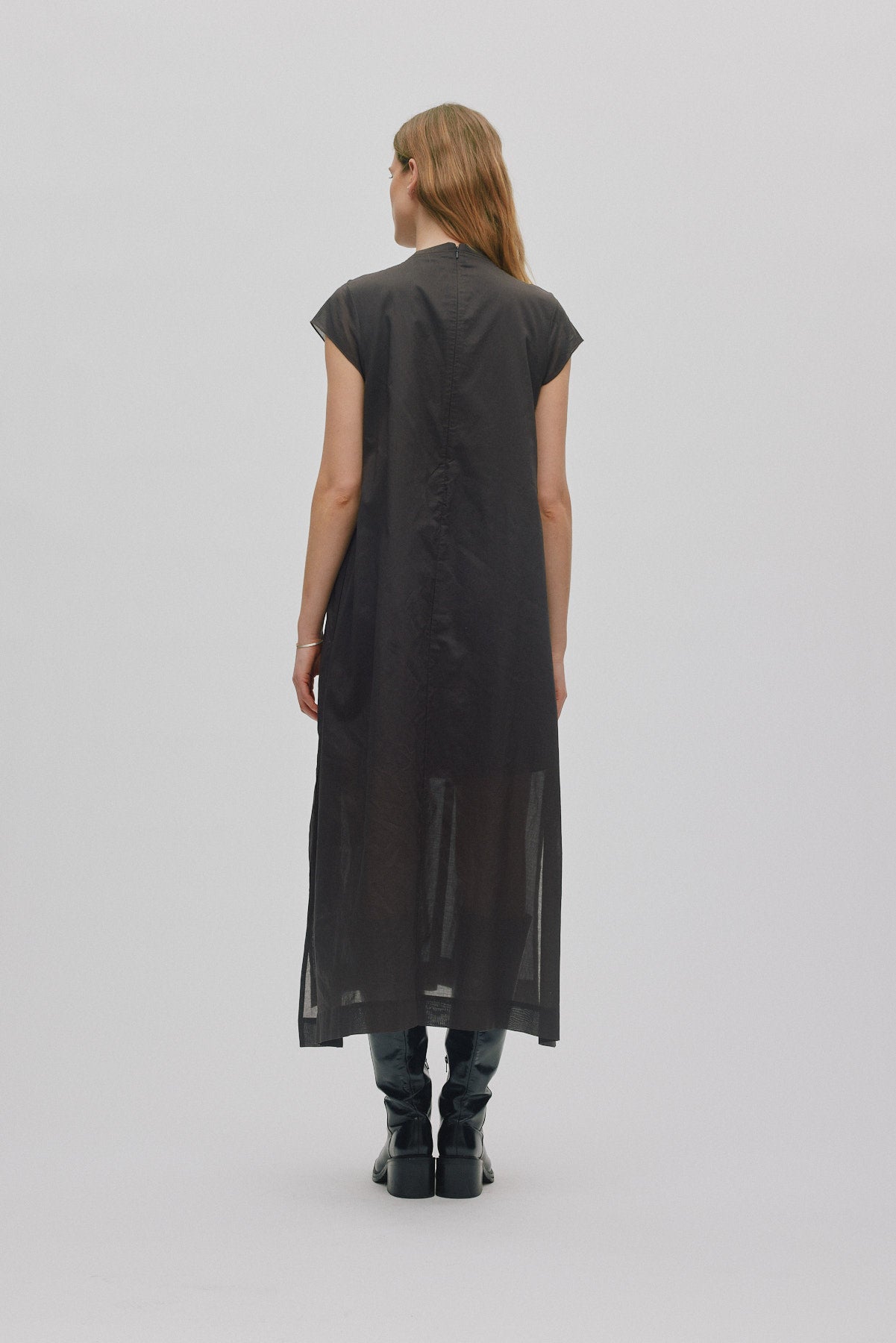 Taya - Multi layer long dress I Liquorice 4 - Rabens Saloner