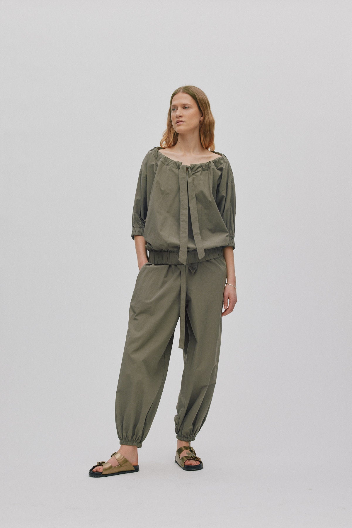 Iridi - Poplin gathered pants I Asphalt 1 - Rabens Saloner