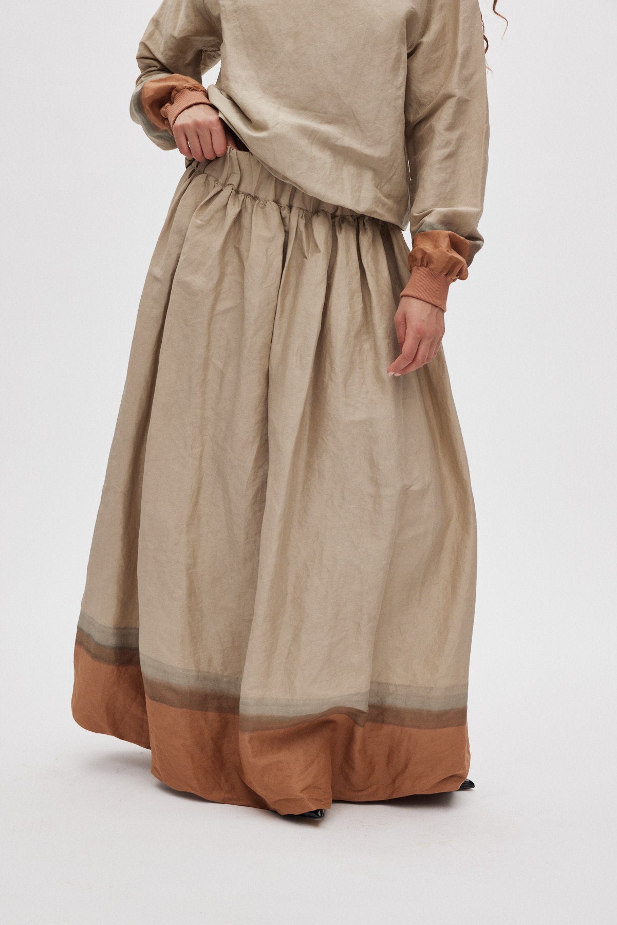 Almas - Horizon full skirt I Silver/rust 2 - Rabens Saloner