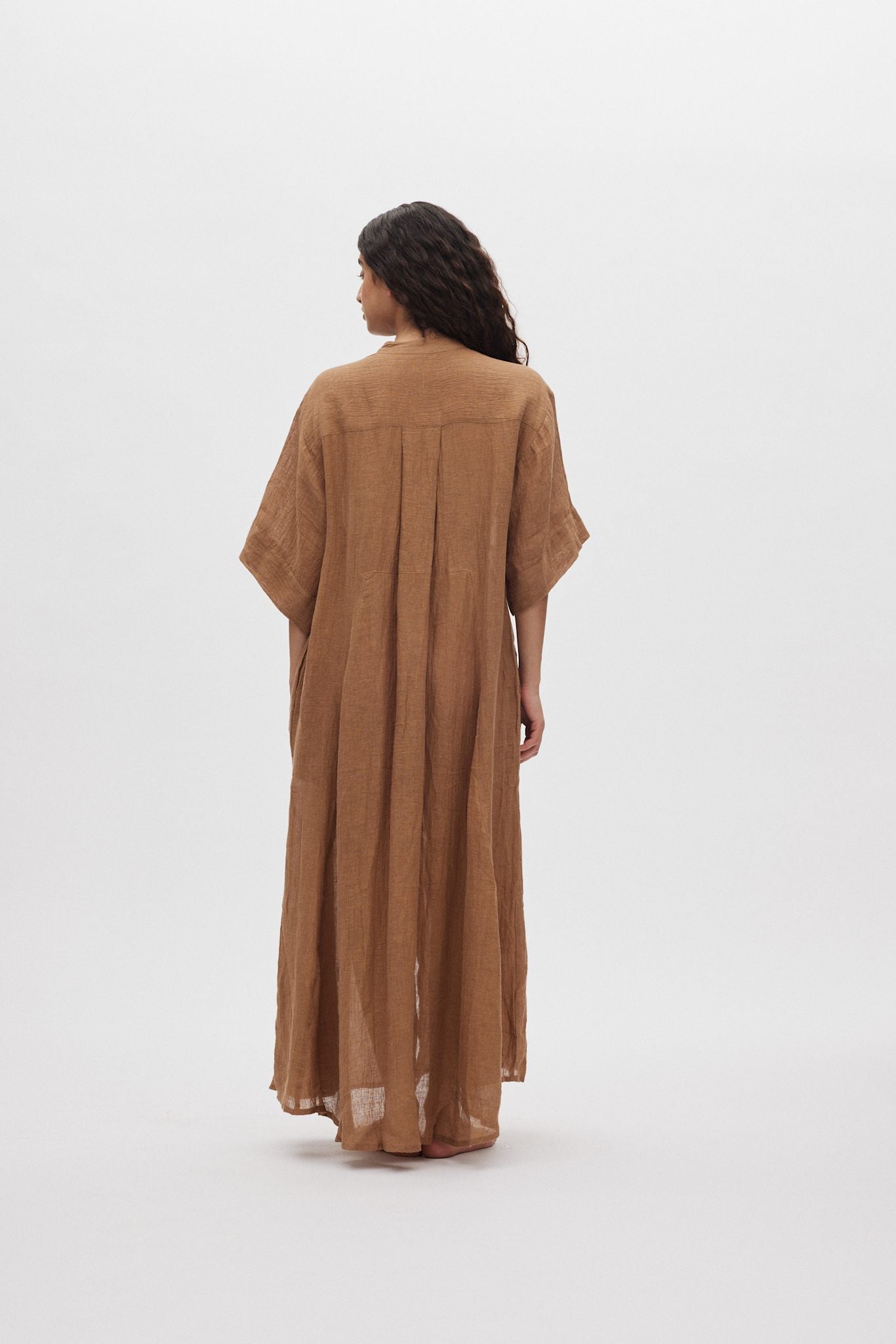 Susi - Crinkled long kaftan I Walnut 9 - Rabens Saloner