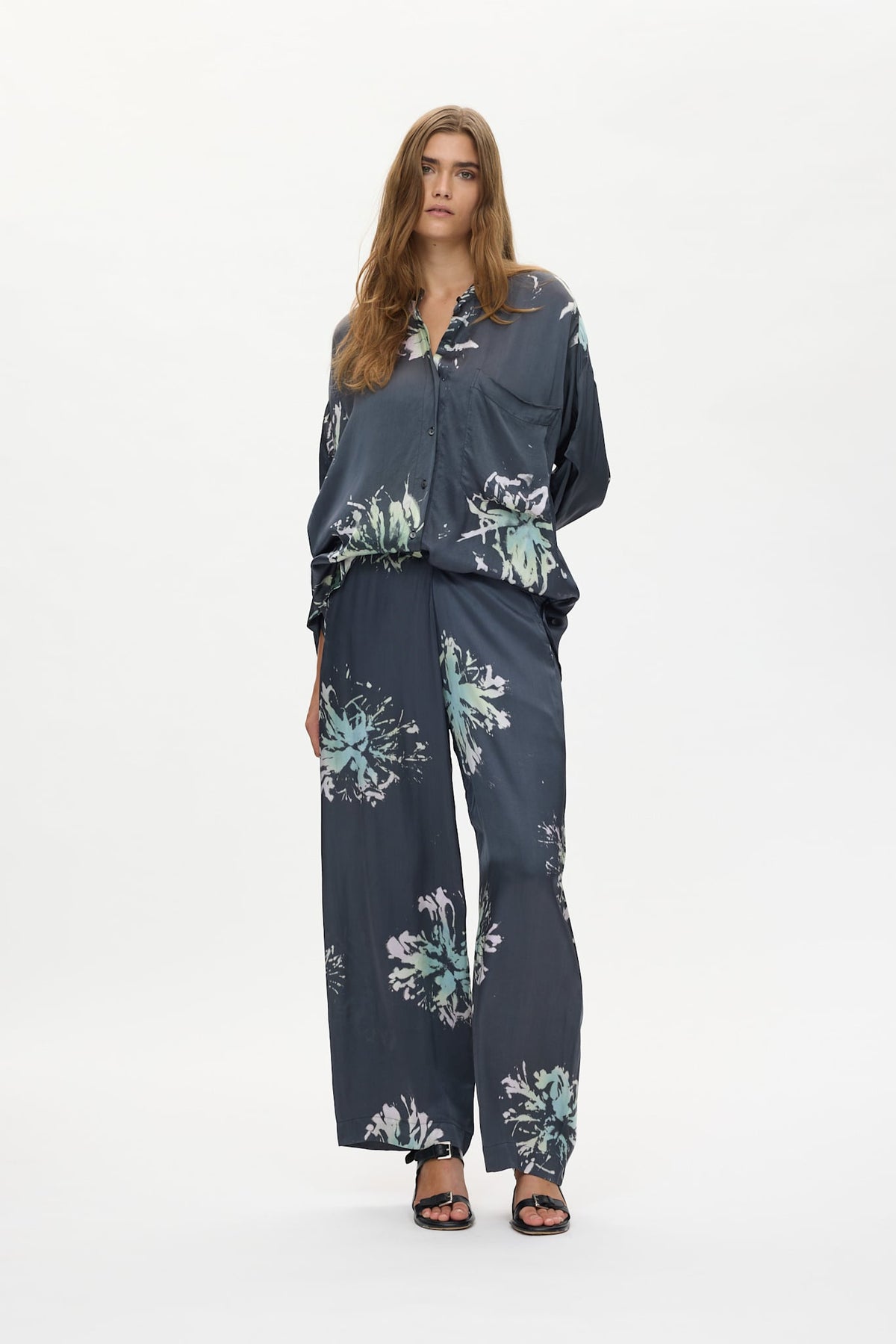 Alisa - Lumiére wide leg pants I Iron grey 1 - Rabens Saloner