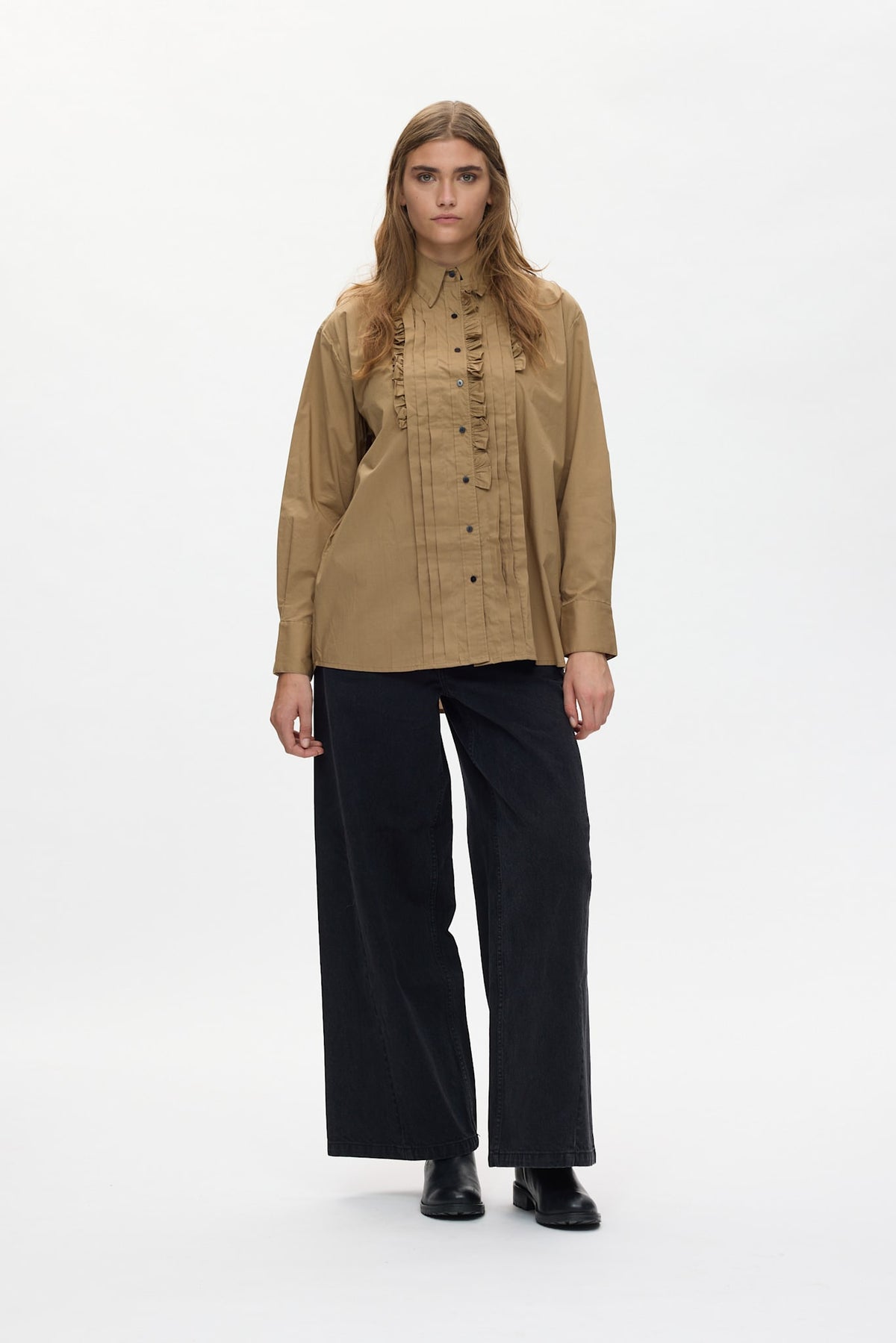 Dim - Poplin front frill shirt I Havanna brown 1 - Rabens Saloner